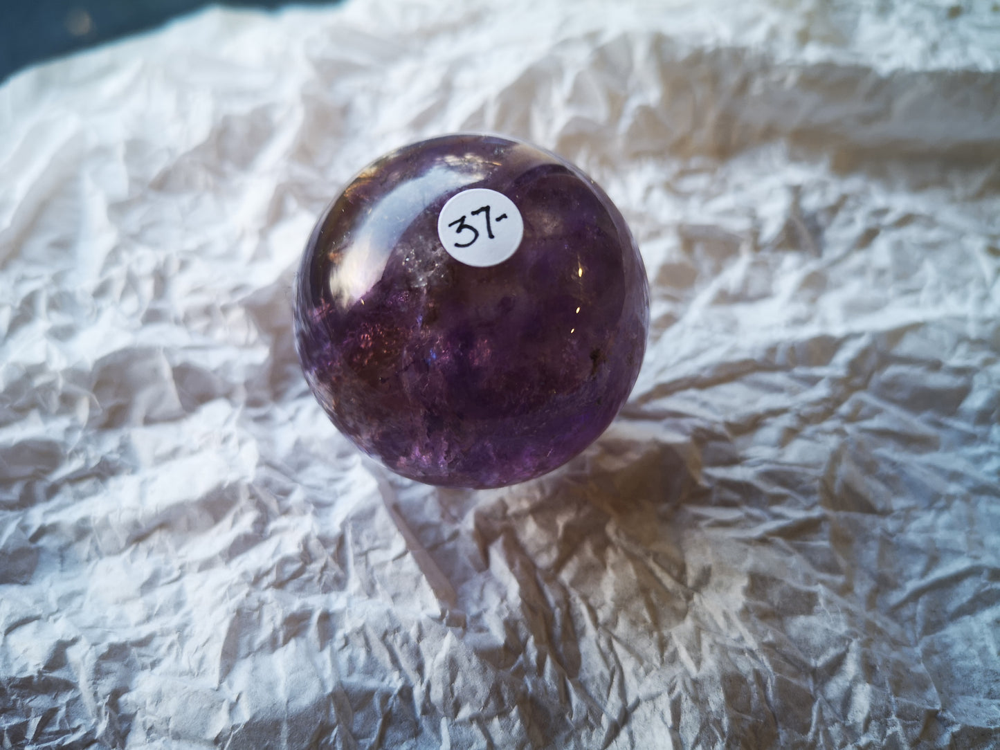 Earthstore® Ametrine sphere (Amethyst & Citrine) Grade A - Bolivia 97g (41mm)