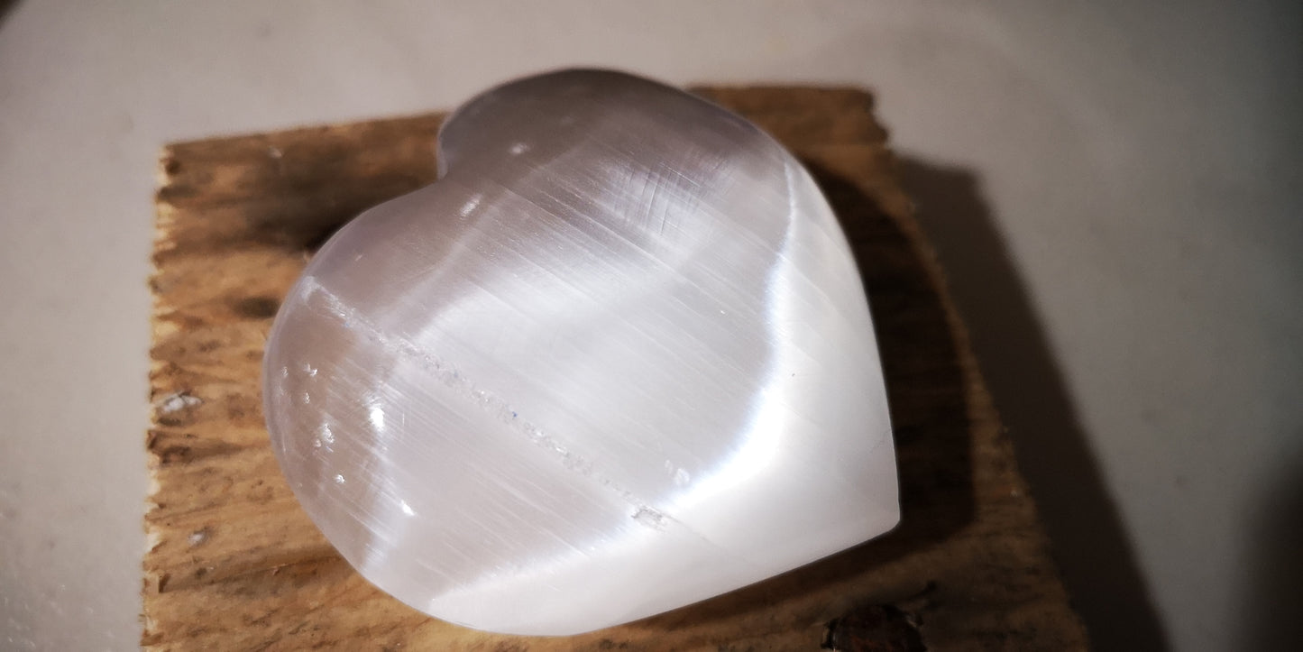 Earthstore® SELENITE PUFFED HEART - (Large)