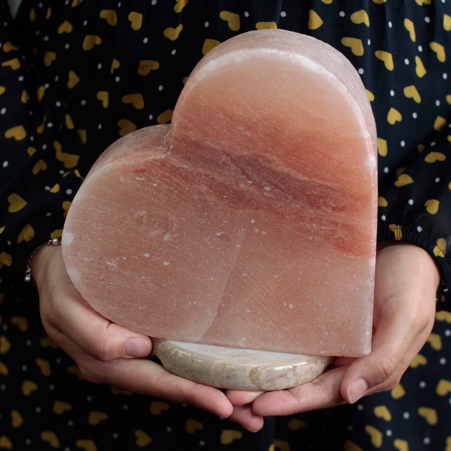 Earthstore® Heart Figure Shape High Quality Pink Himalayan Salt Lamp