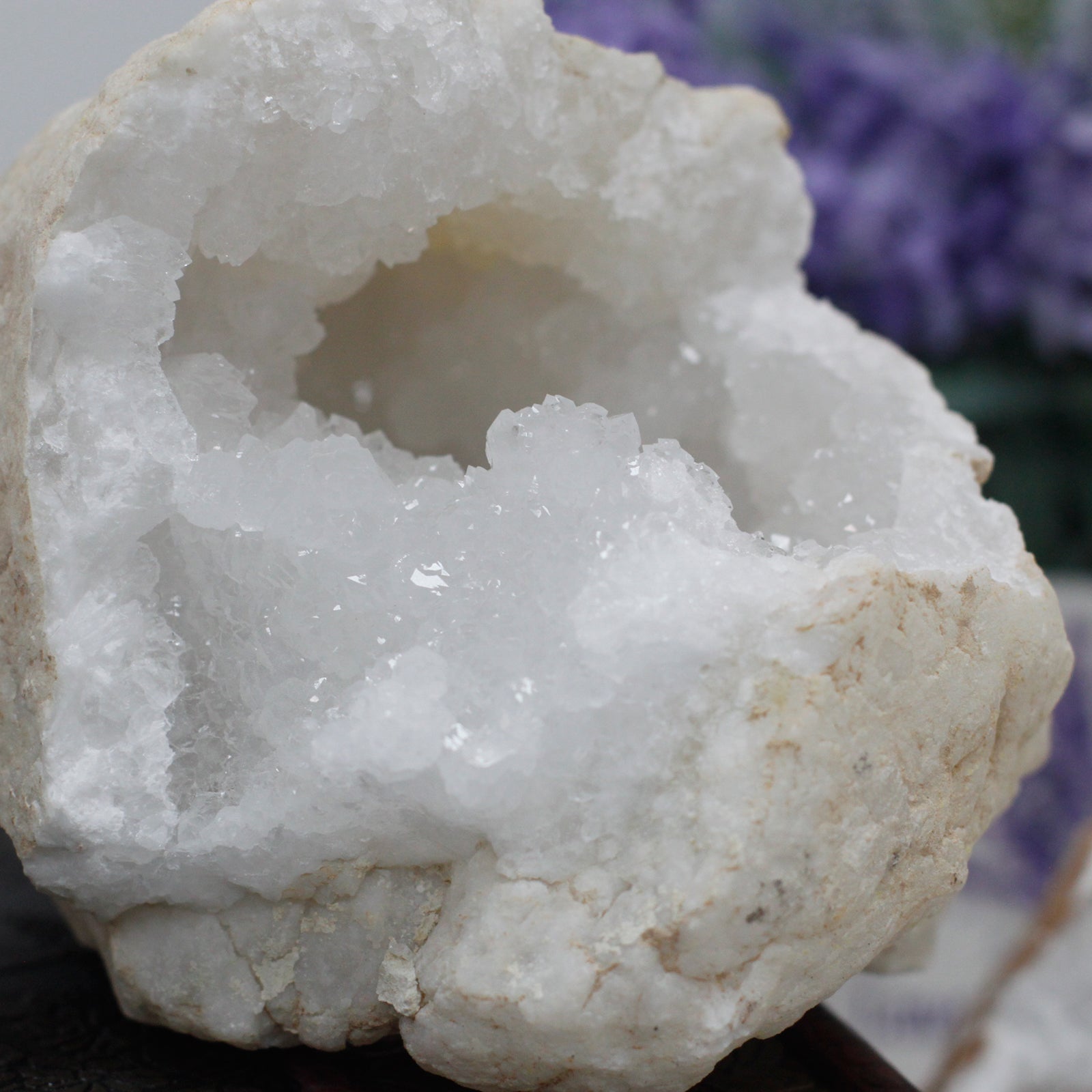 Earthstore® Calcite Selenite Quartz Split Cracked Geodes - 10-16 cm