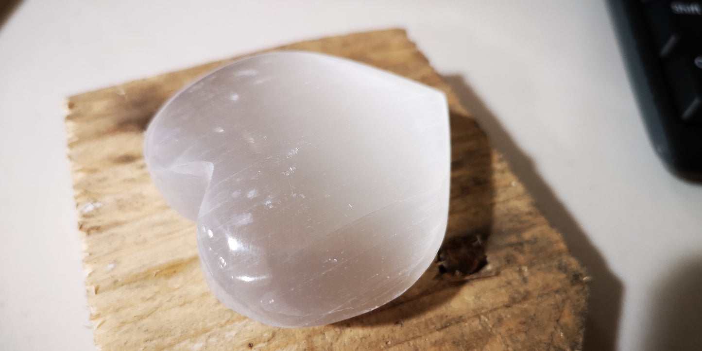 Earthstore® SELENITE PUFFED HEART - (Large)