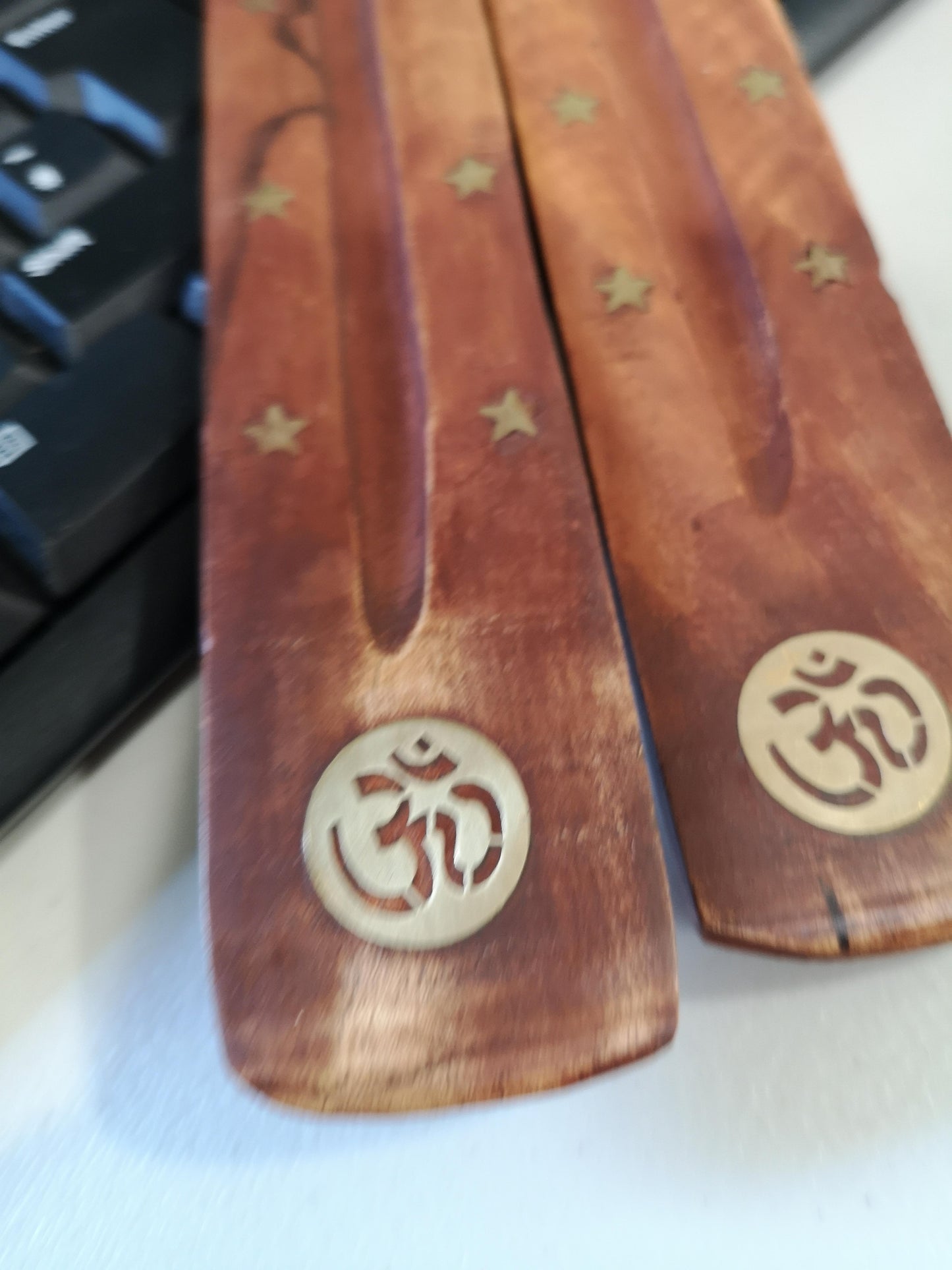 Earthstore® Brass Inlaid Incense Ashcatcher - Mango Wood