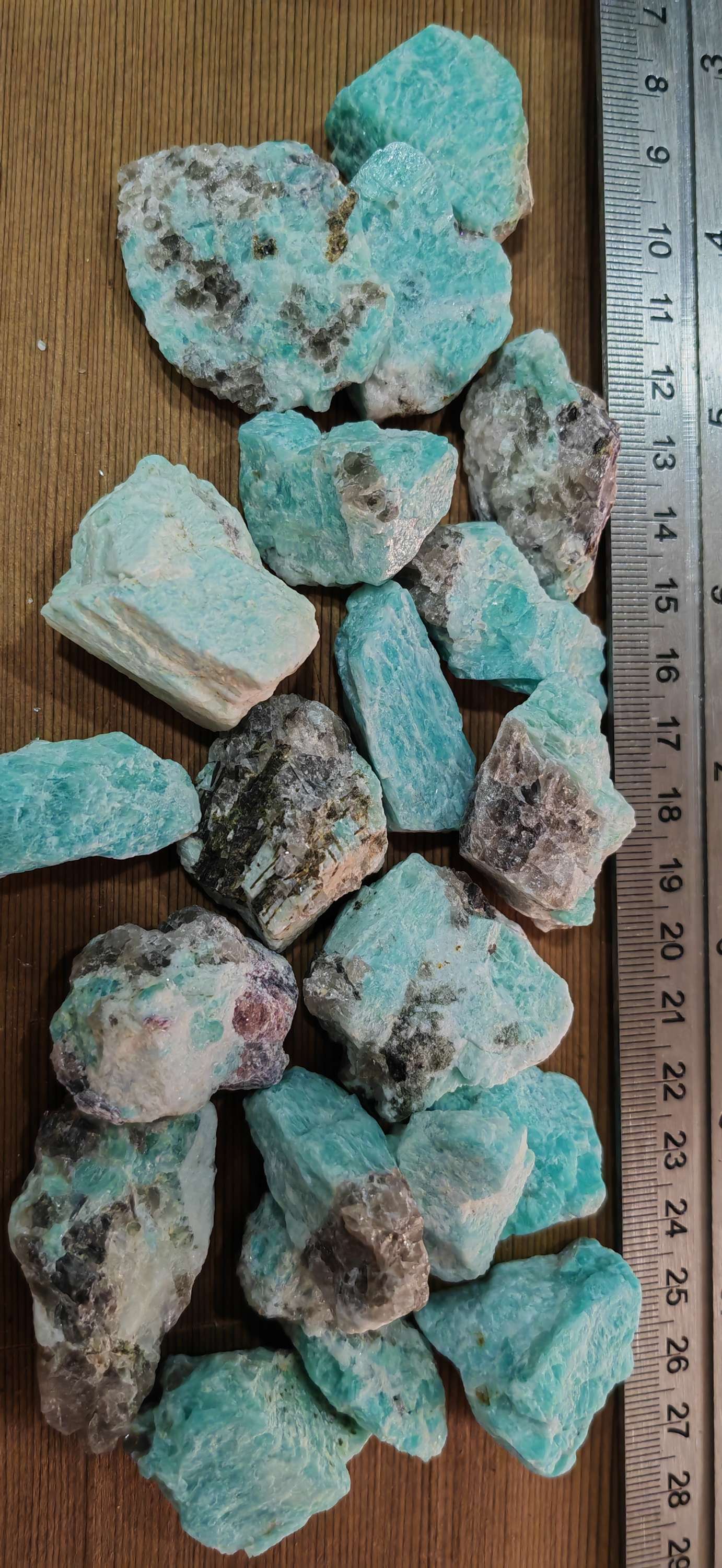 Earthstore® Blue Pectolite Larimar, Dolphin Stone - social anxiety, guilt