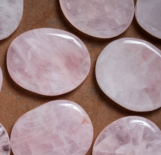 Earthstore® Rose Quartz - Palm Stone