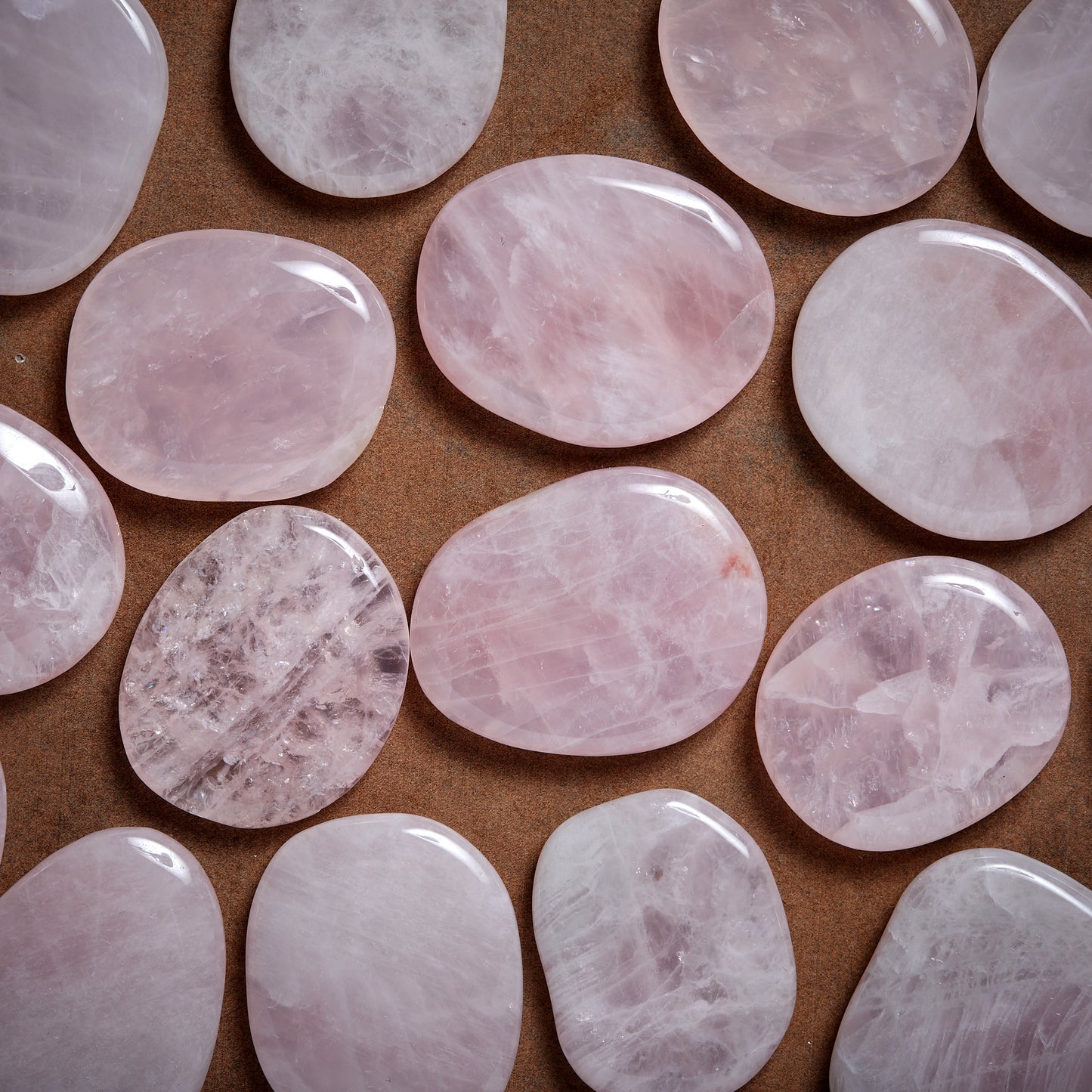 Earthstore® Rose Quartz - Palm Stone
