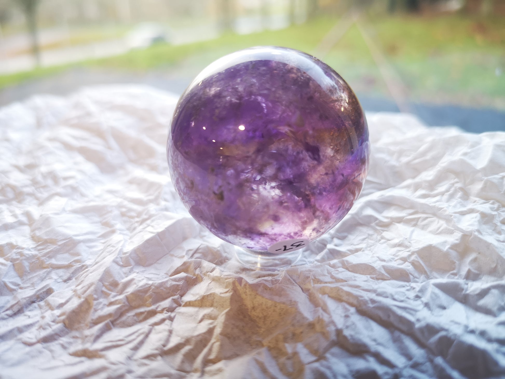 Earthstore® Ametrine sphere (Amethyst & Citrine) Grade A - Bolivia 97g (41mm)