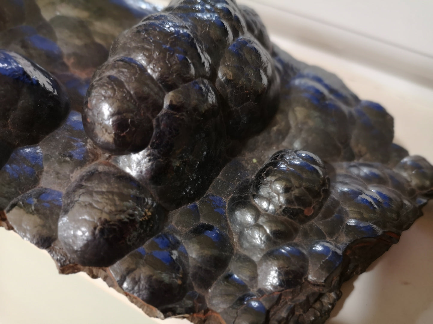 Earthstore® Gigantic Haematite Hematitie crystal 3.4Kg - grounding your home or workplace
