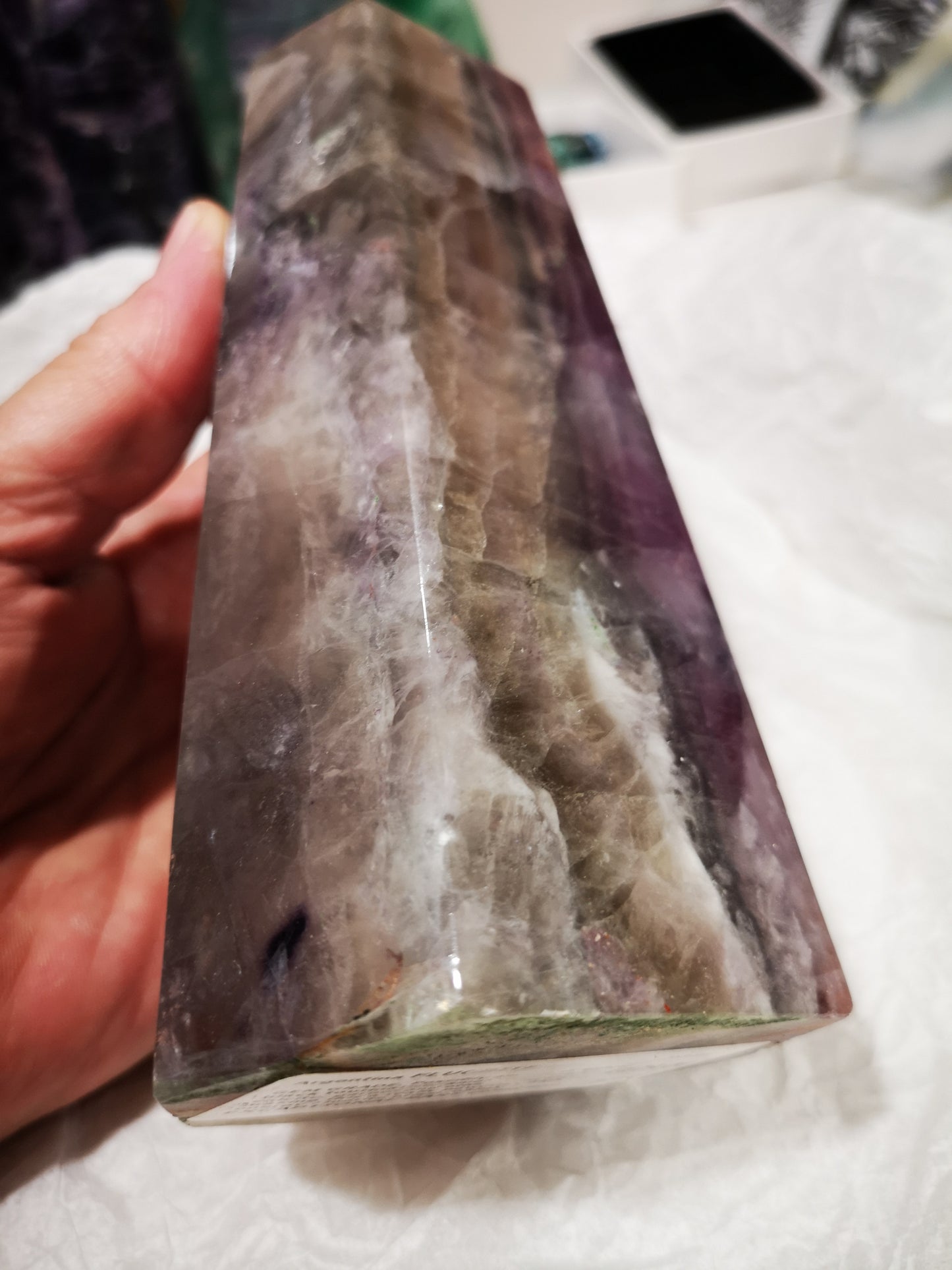 Earthstore® GEM GRADED Fluorite Obelisk - Mexico. Stunning display (1.51kg - 200x80x60)X