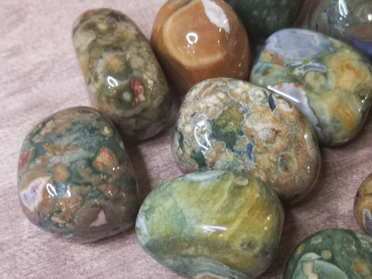 Earthstore® Green Rhyolite - Tumblestone
