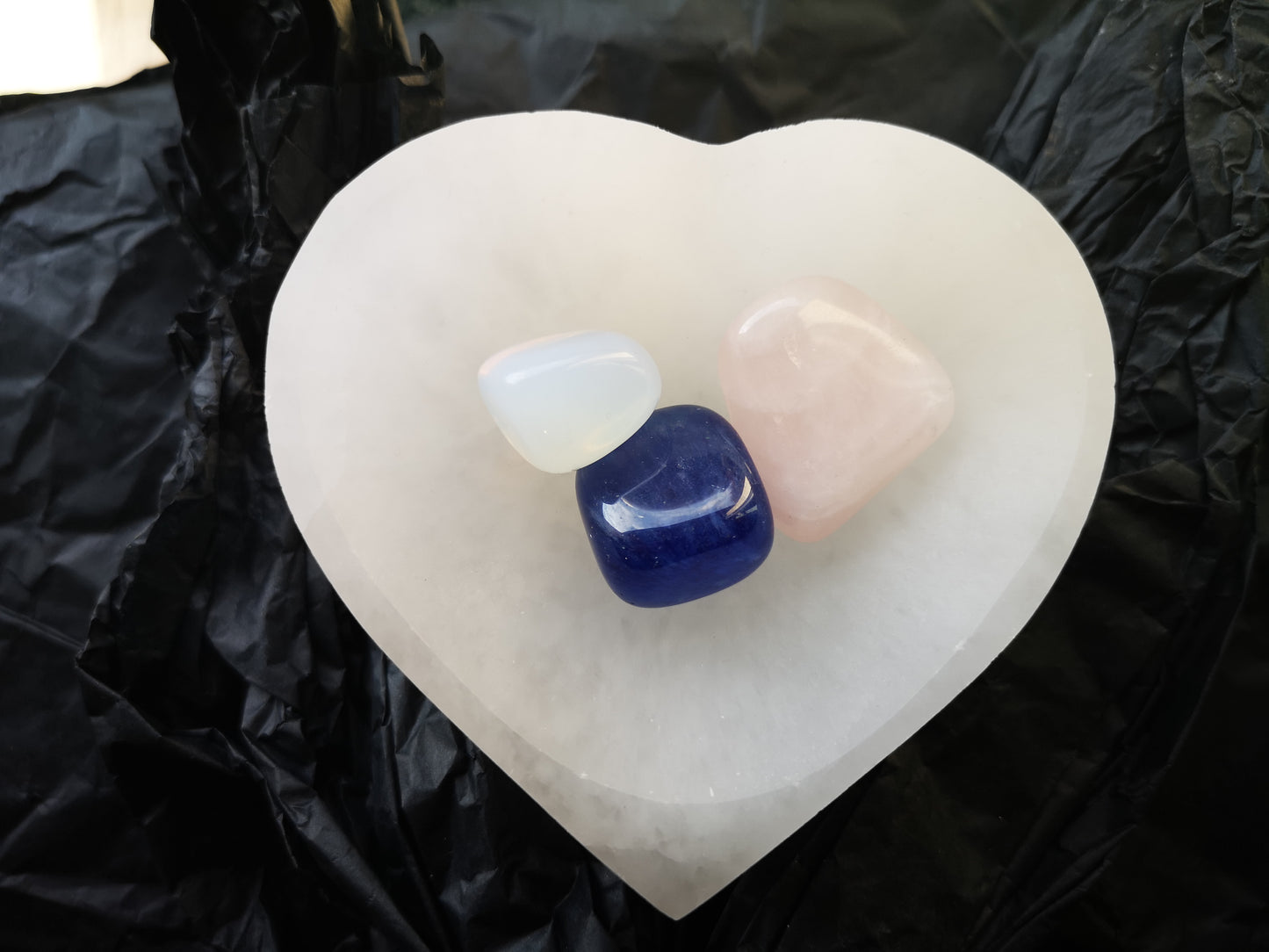 Earthstore® STOCK Heart Shape Charging Dish Bowl with optional 3 gemstones