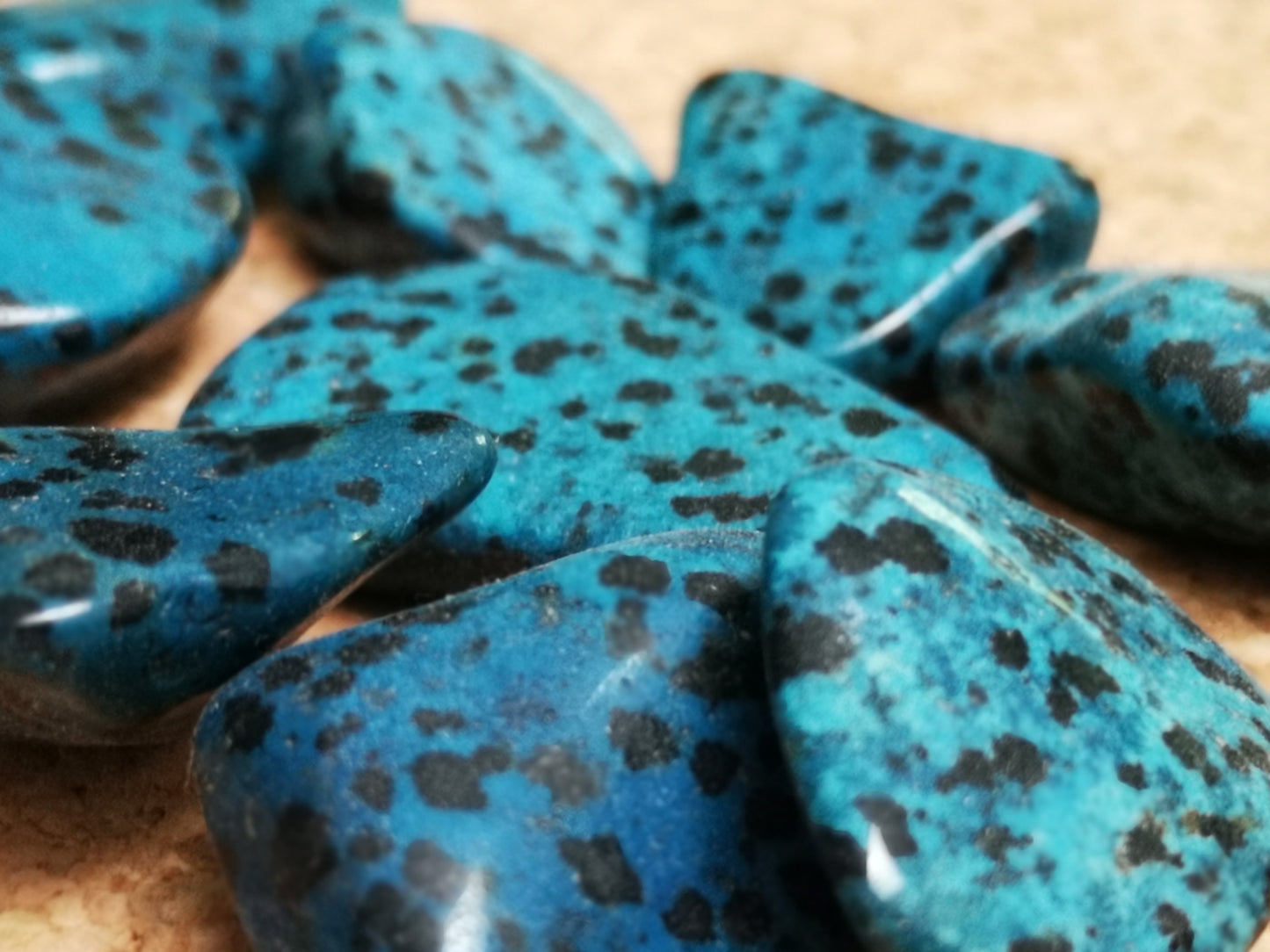 Earthstore® Blue Dalmatian Jasper - Tumblestone
