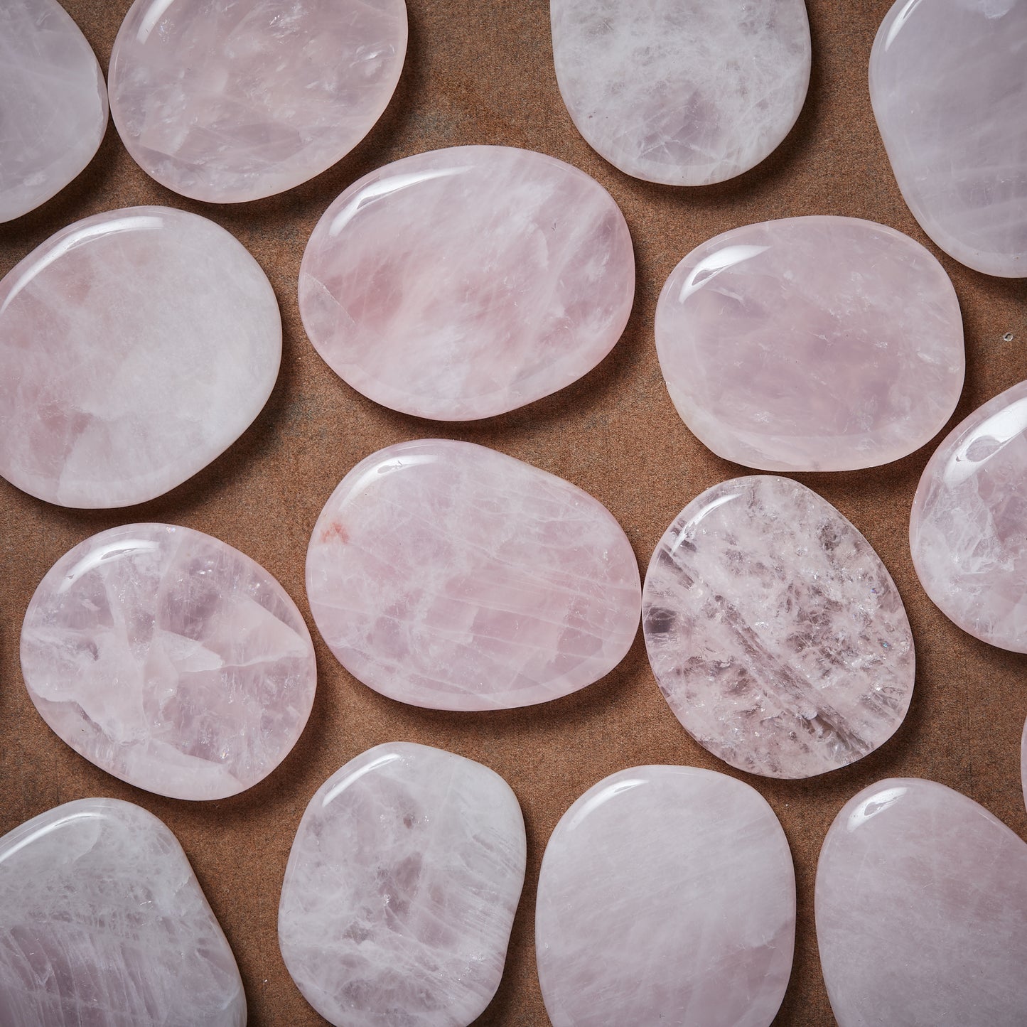 Earthstore® Rose Quartz - Palm Stone