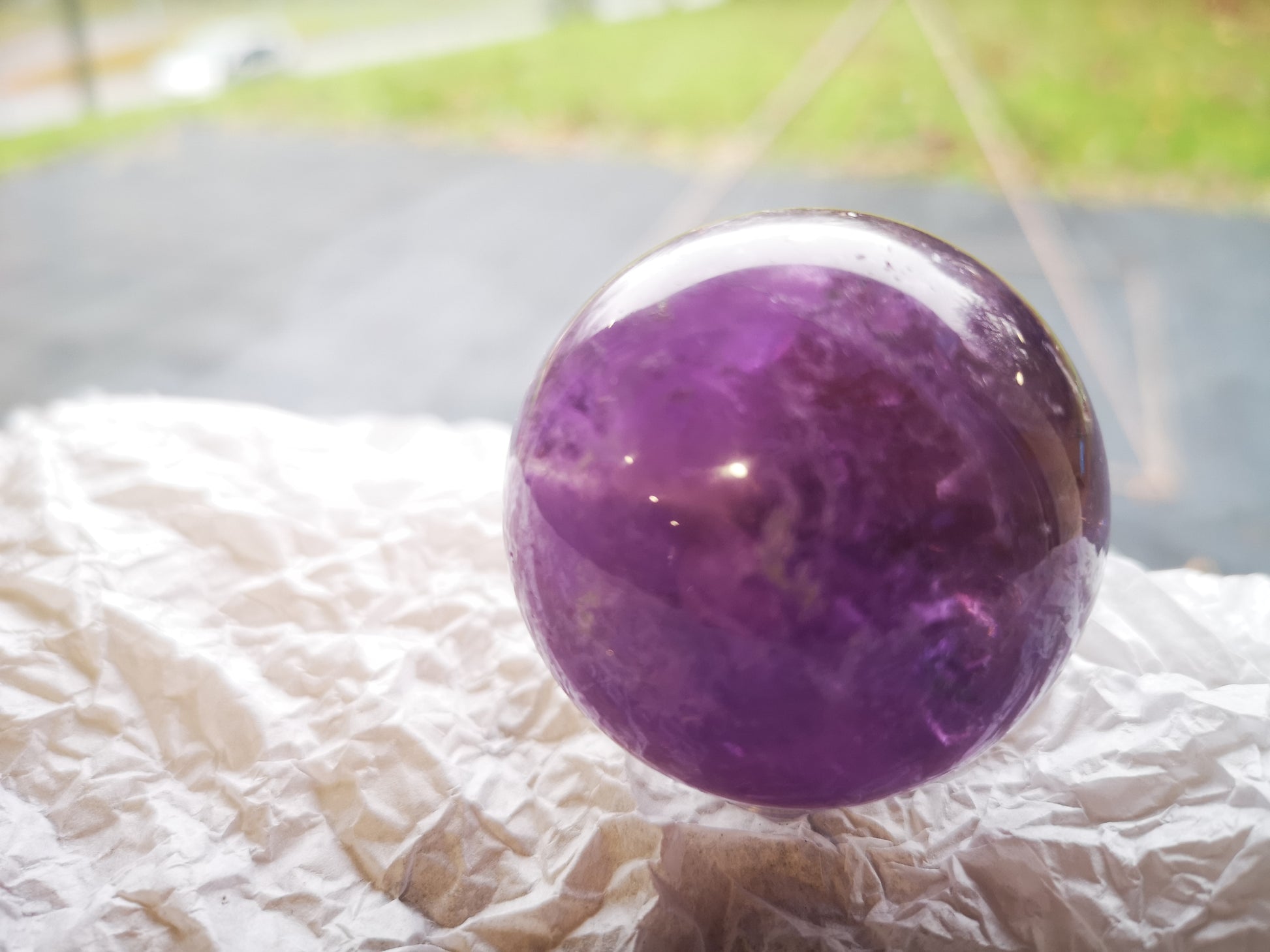 Earthstore® Ametrine sphere (Amethyst & Citrine) Grade A - Bolivia 150g (47mm)