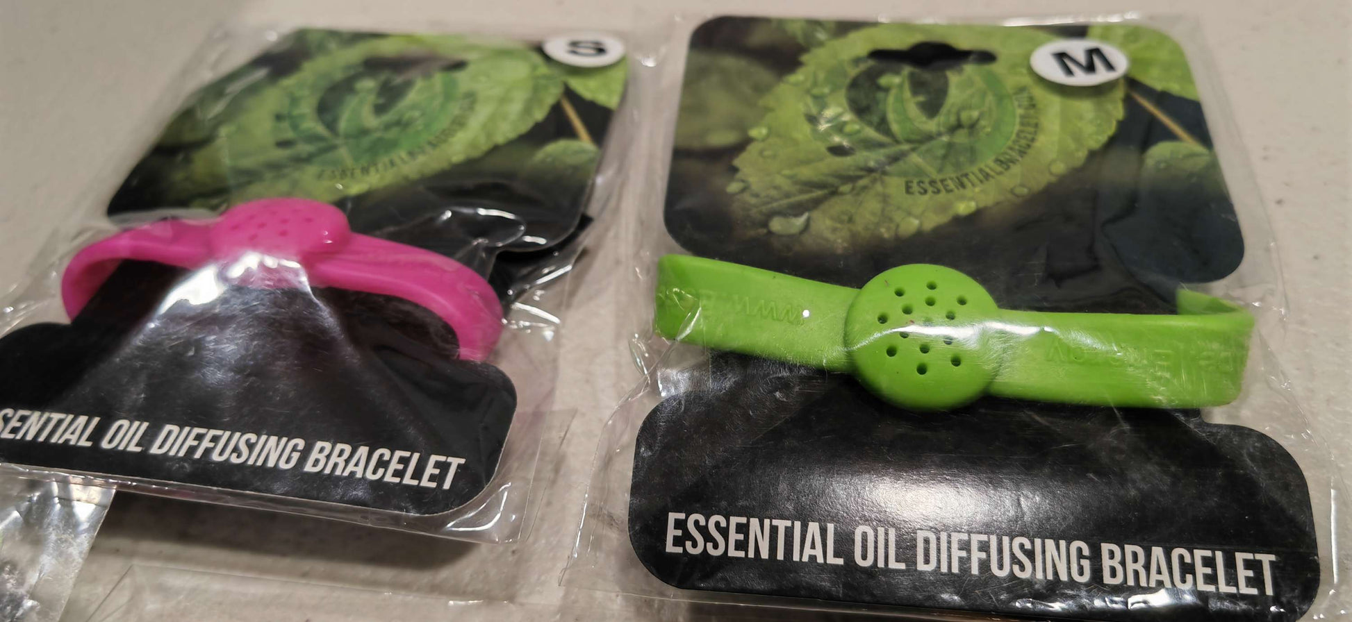 Earthstore® Kids & Adult - Essential Oil aromatherapy silicone diffusing bracele