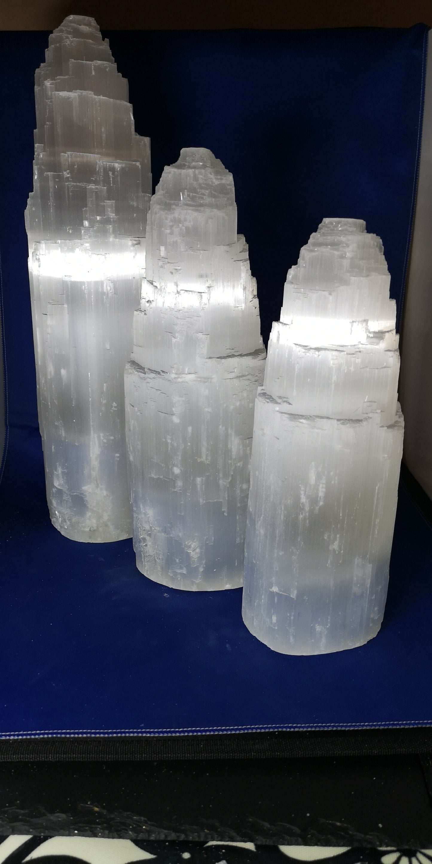 Earthstore® 30cm Selenite White Tower Lamp (apx 12")