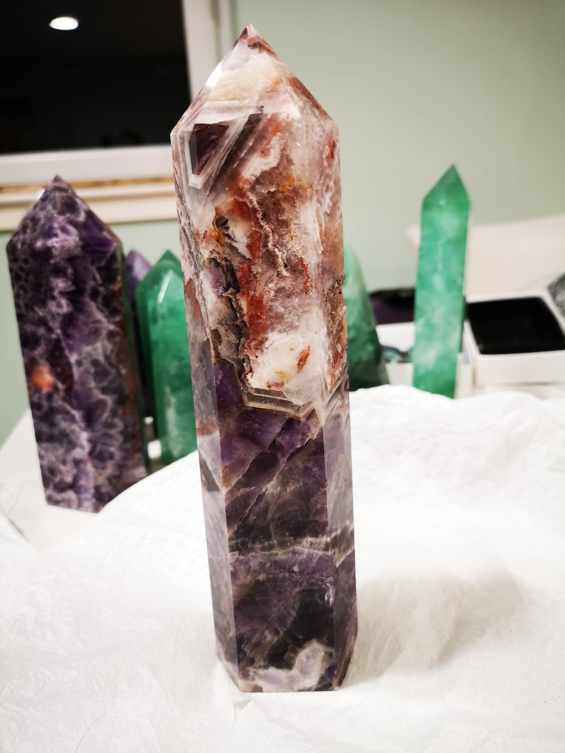 Earthstore® DREAMY AMETHYST OBELISK - BRAZIL - SMOKY CLEAR QUARTZ 0.97kg - 230X58X42