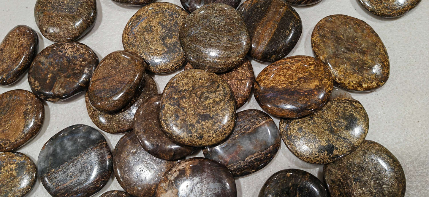 Earthstore® Bronzite - Palm Stone (2 sizes) (stay calm under stress)