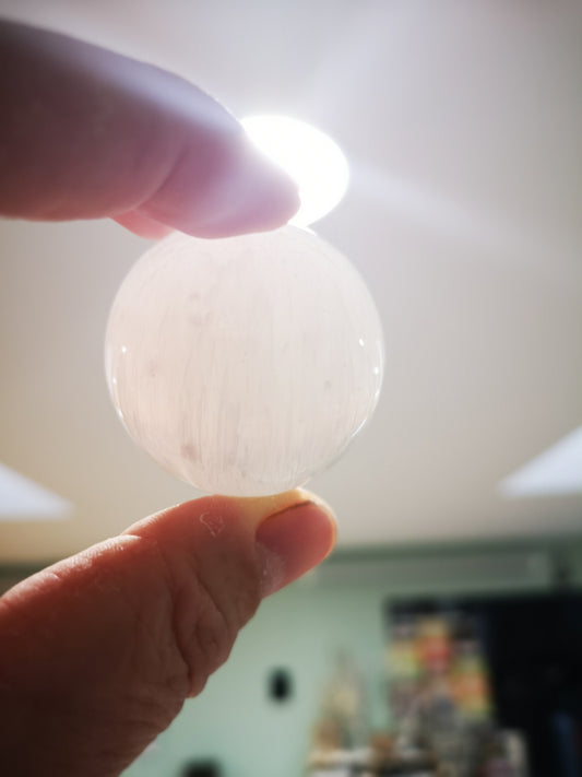 Earthstore® PURE SELENITE SPHERE- 40-45mm (85gms) Satin Spar