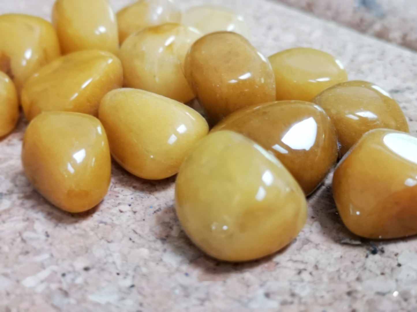 Earthstore® Yellow Aventurine - Tumblestone (12-15mm)