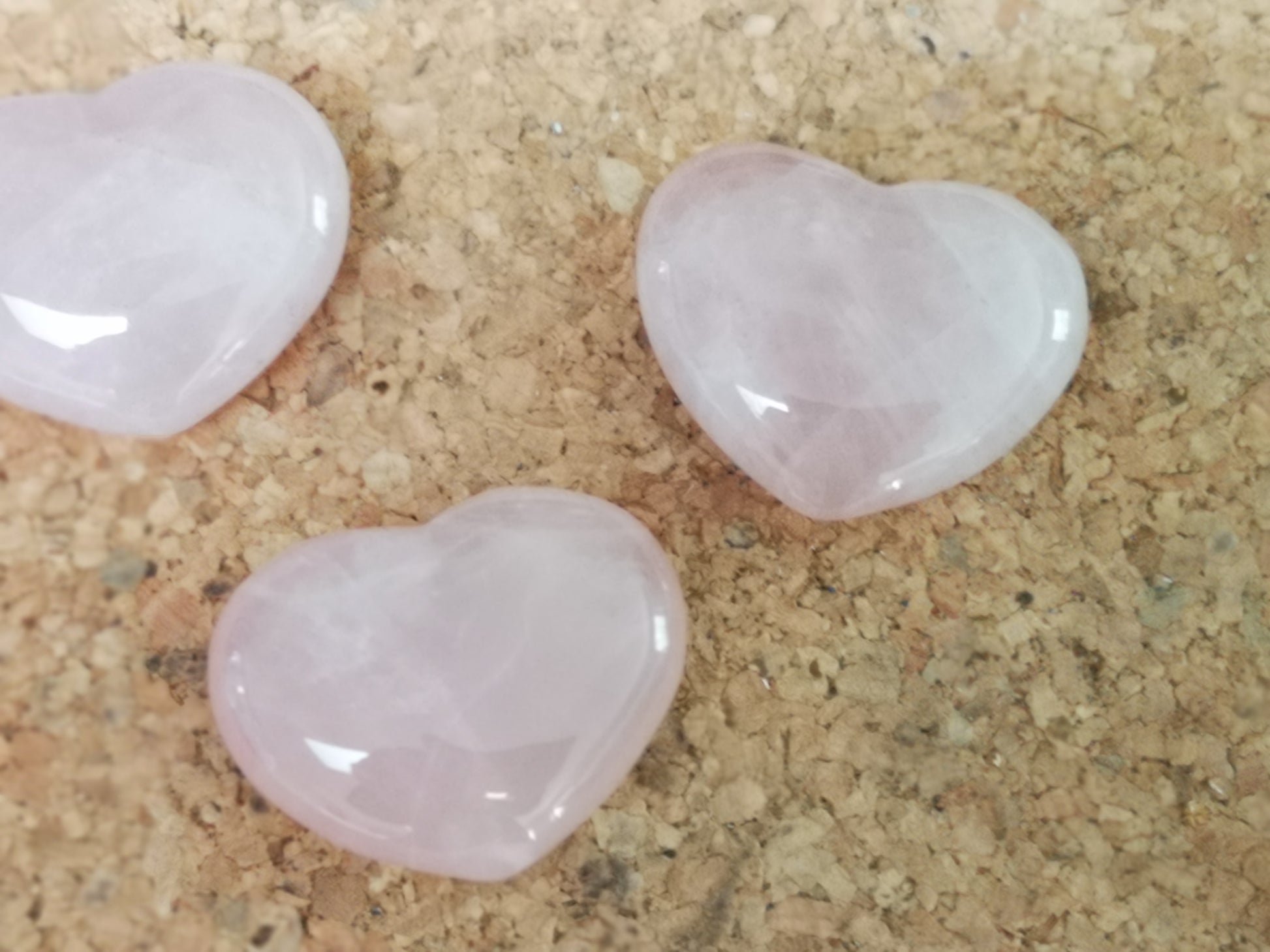Earthstore® ROSE QUARTZ HEART - lovely pink heart