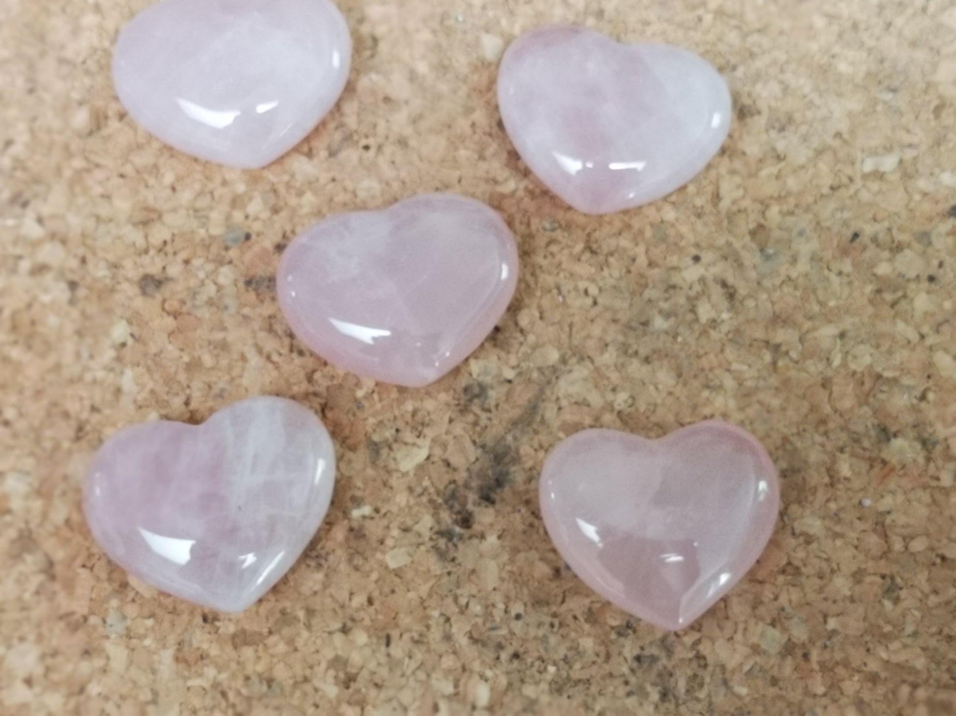 Earthstore® ROSE QUARTZ HEART - lovely pink heart