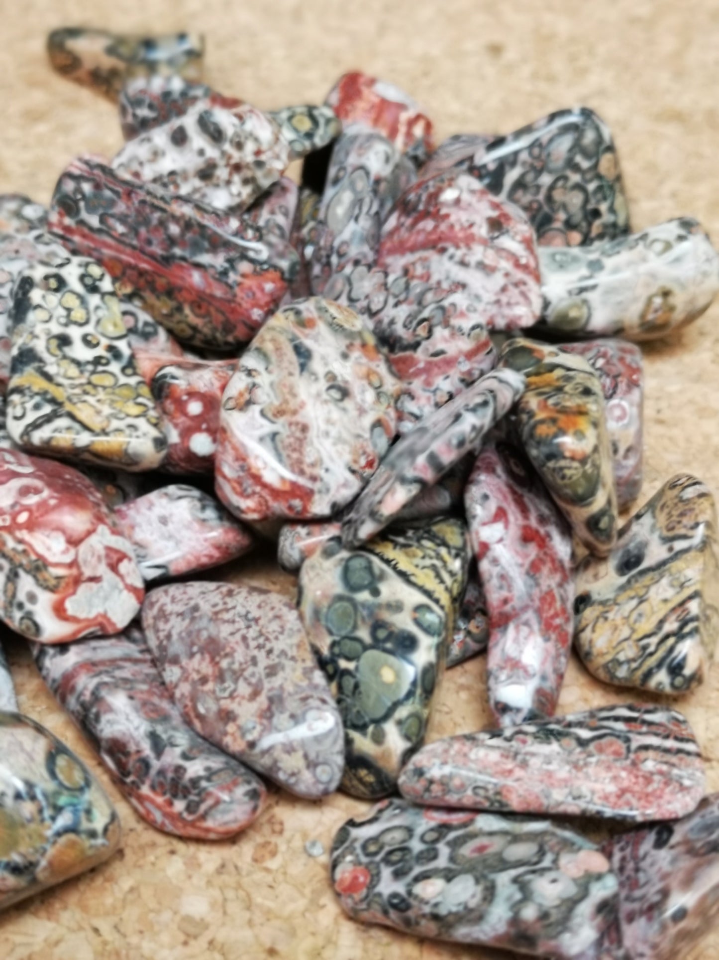 Earthstore® Snakeskin Jasper - Tumblestone (Medium - High-grade)