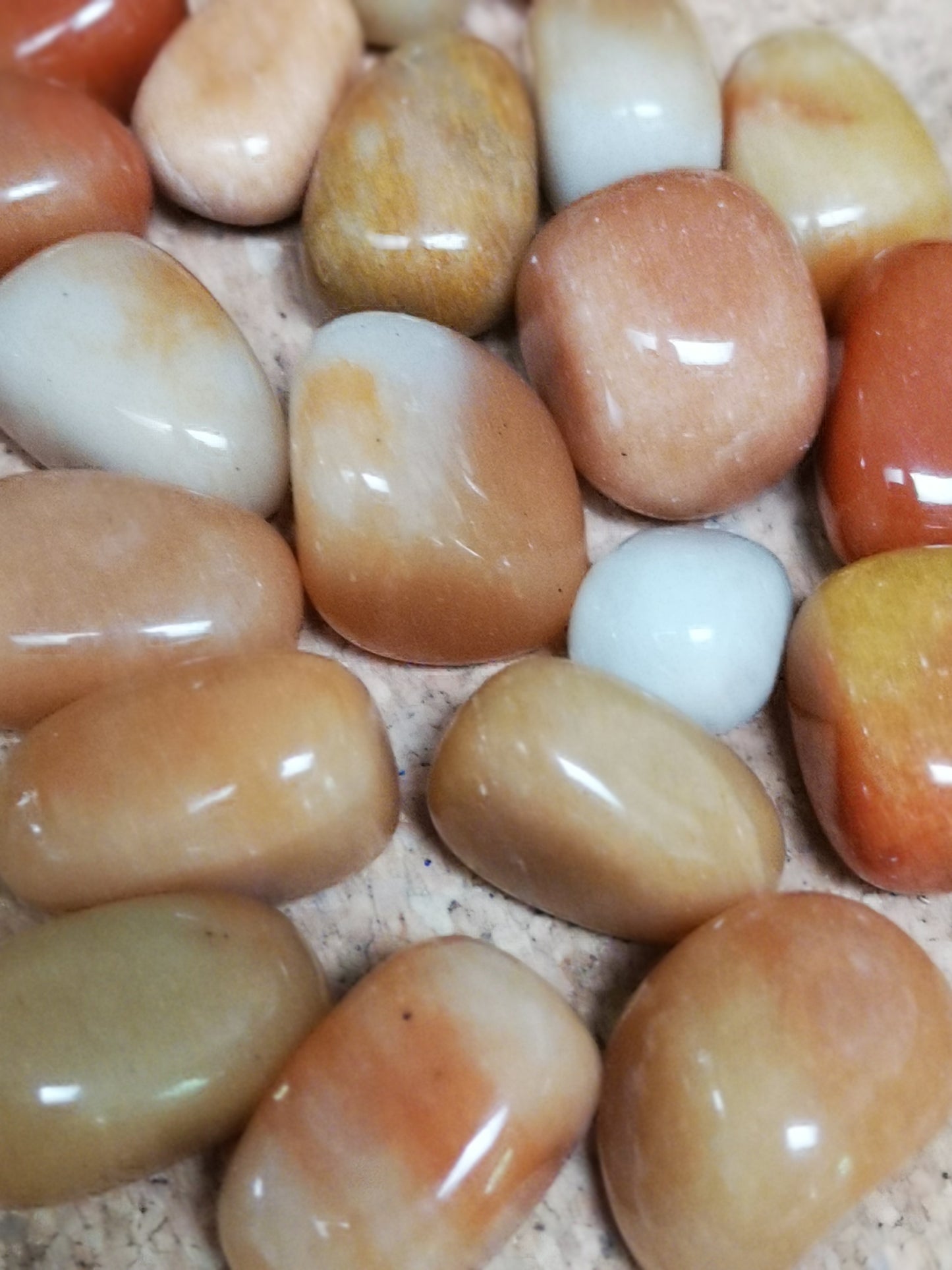 Earthstore® Aventurine Red - Tumblestone