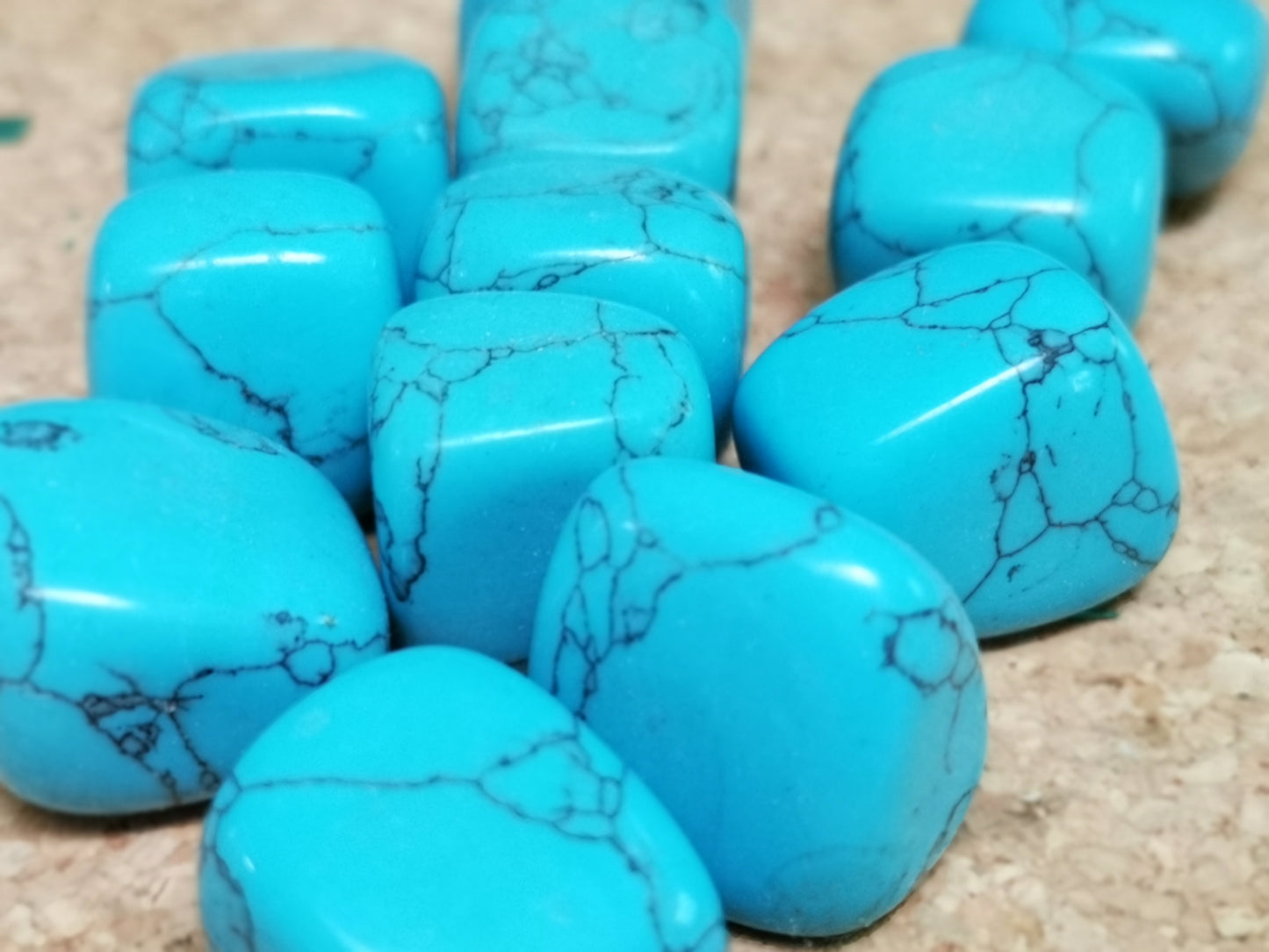 Earthstore® Light Blue Howlite - Tumblestone