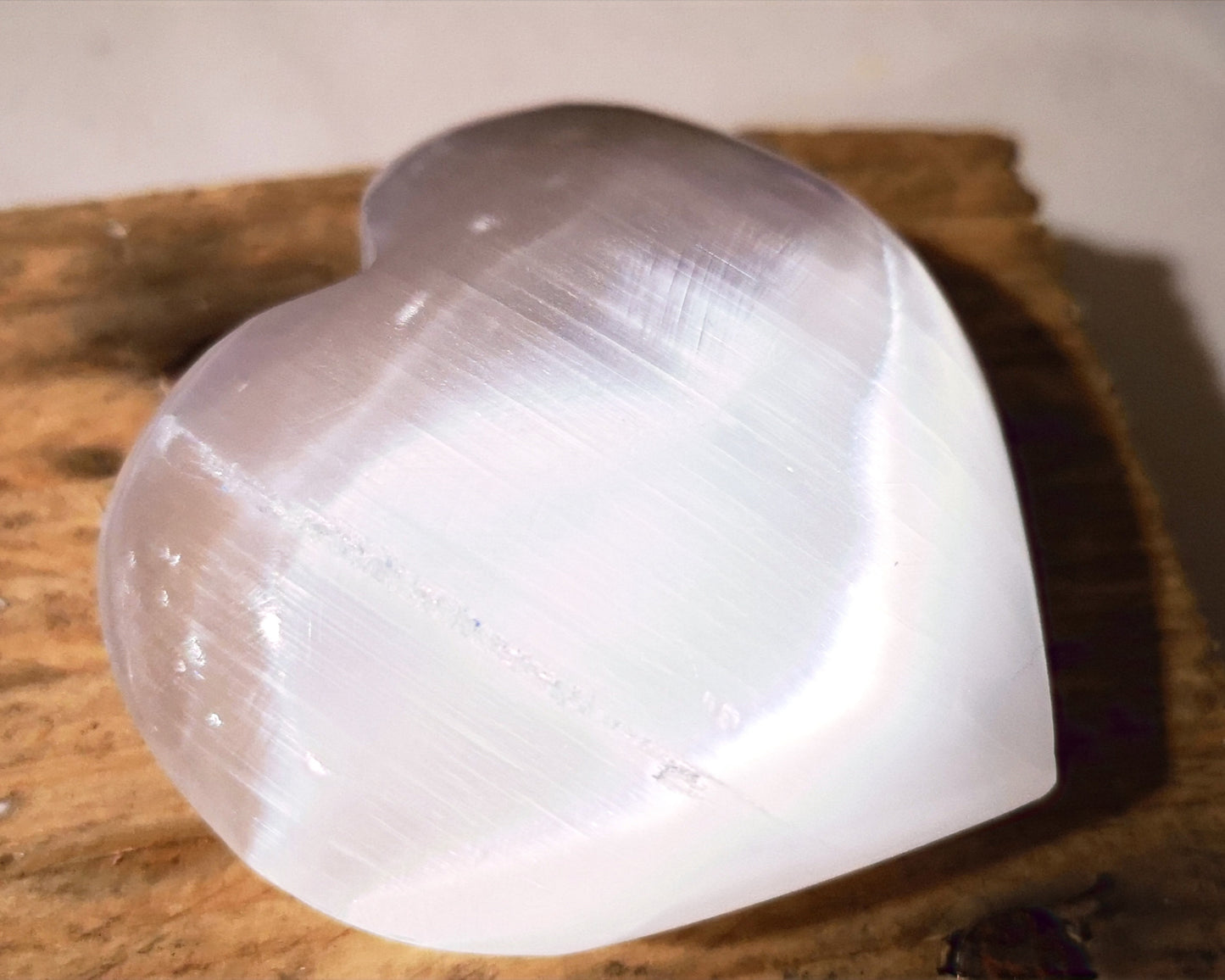 Earthstore® LARGE PUFFED Selenite Heart - 5cm X 2.5cm X 5.5cm