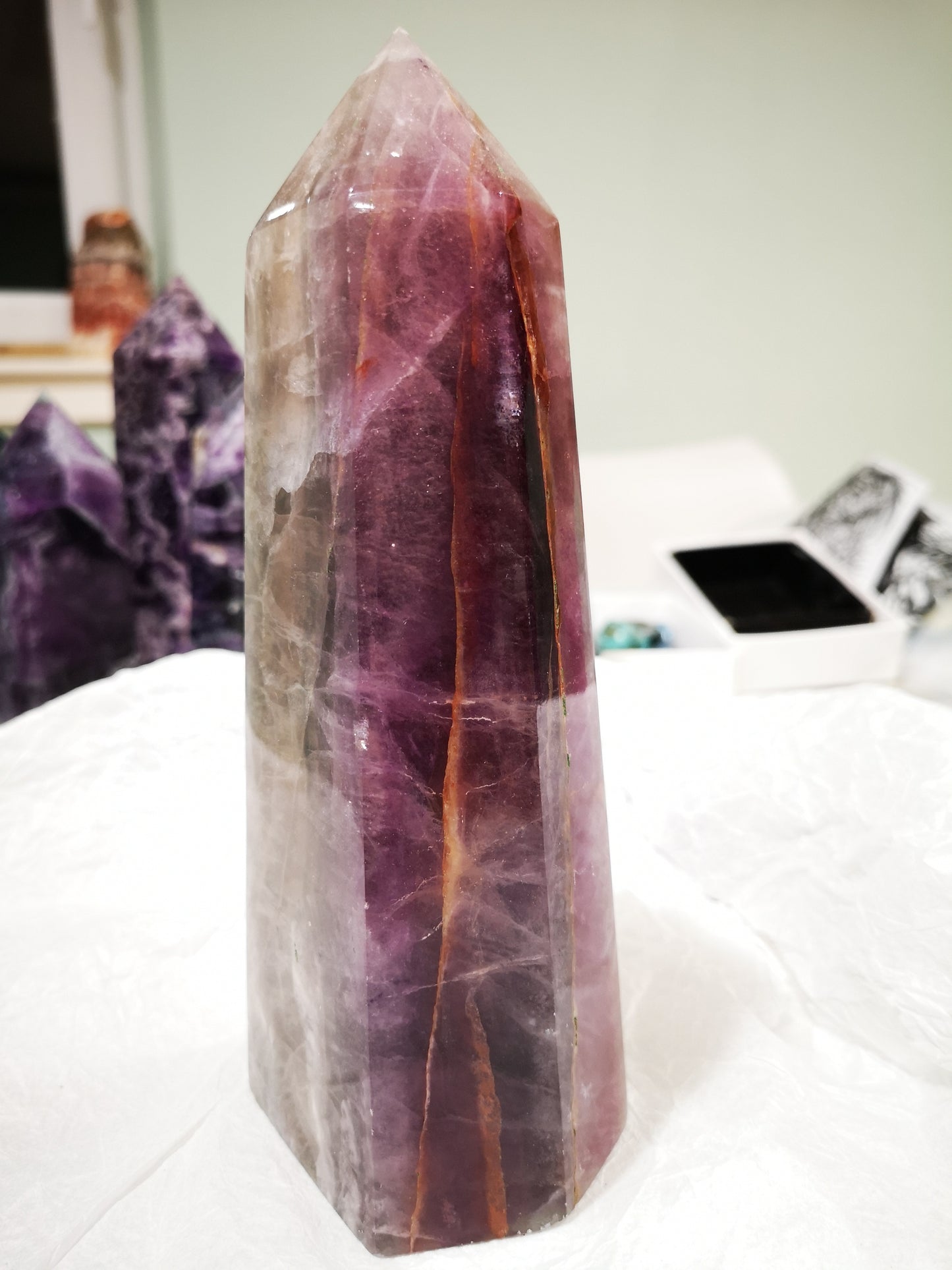 Earthstore® GEM GRADED Fluorite Obelisk - Mexico. Stunning display (1.51kg - 200x80x60)X