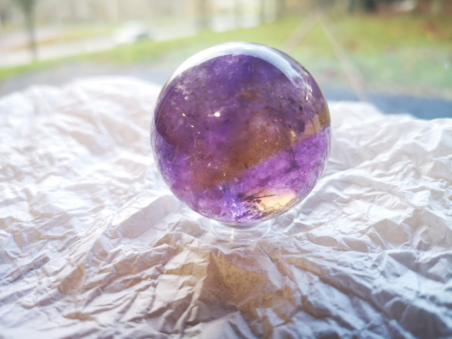 Earthstore® Ametrine sphere (Amethyst & Citrine) Grade A - Bolivia 97g (41mm)
