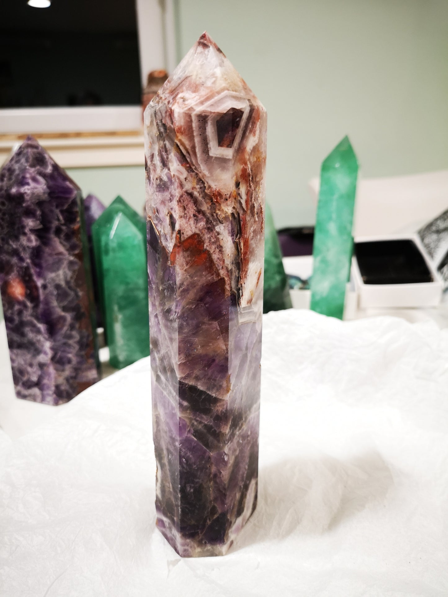 Earthstore® DREAMY AMETHYST OBELISK - BRAZIL - SMOKY CLEAR QUARTZ 0.97kg - 230X58X42