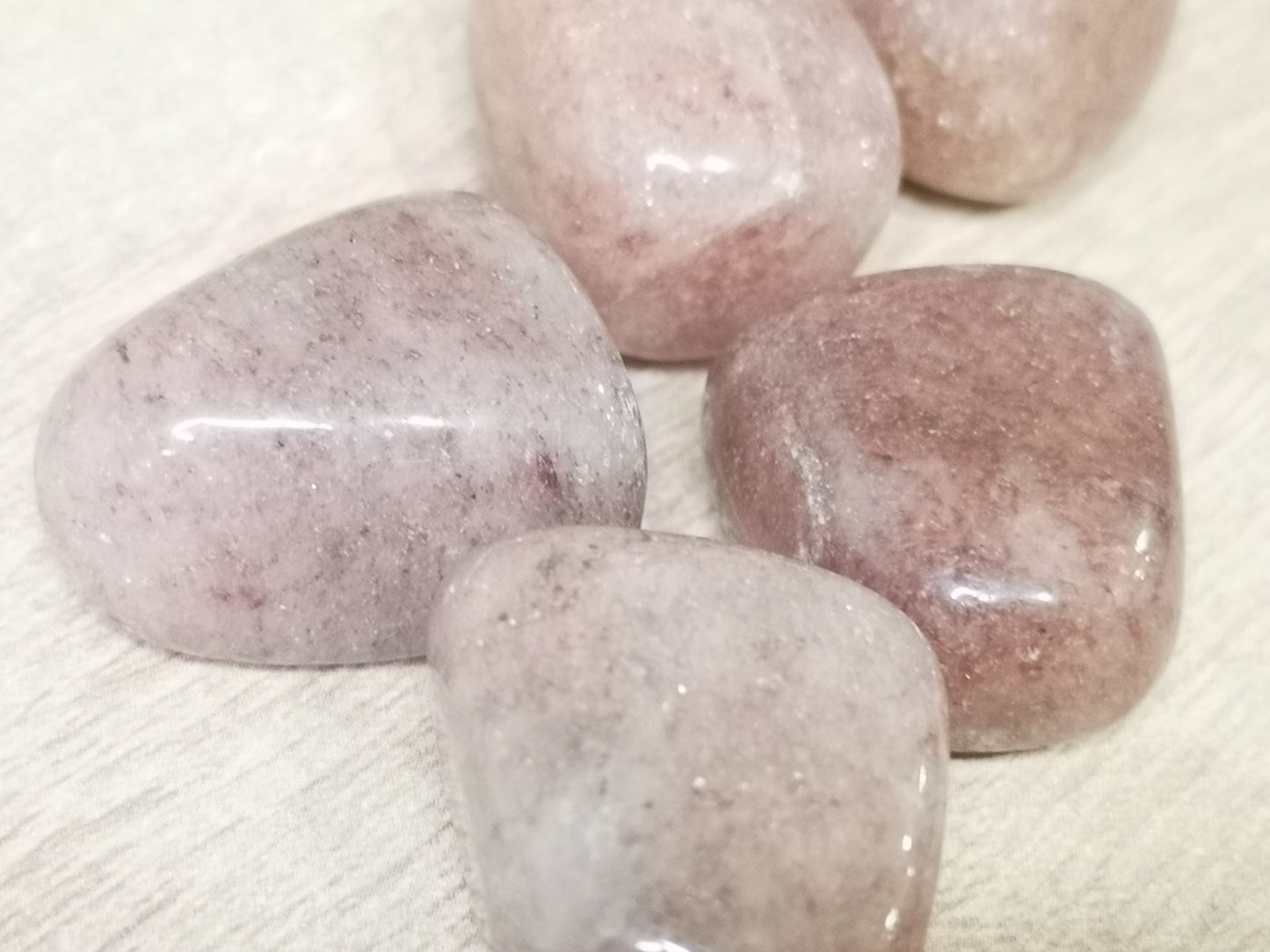 Earthstore® Muscovite (Mica) - Tumblestone