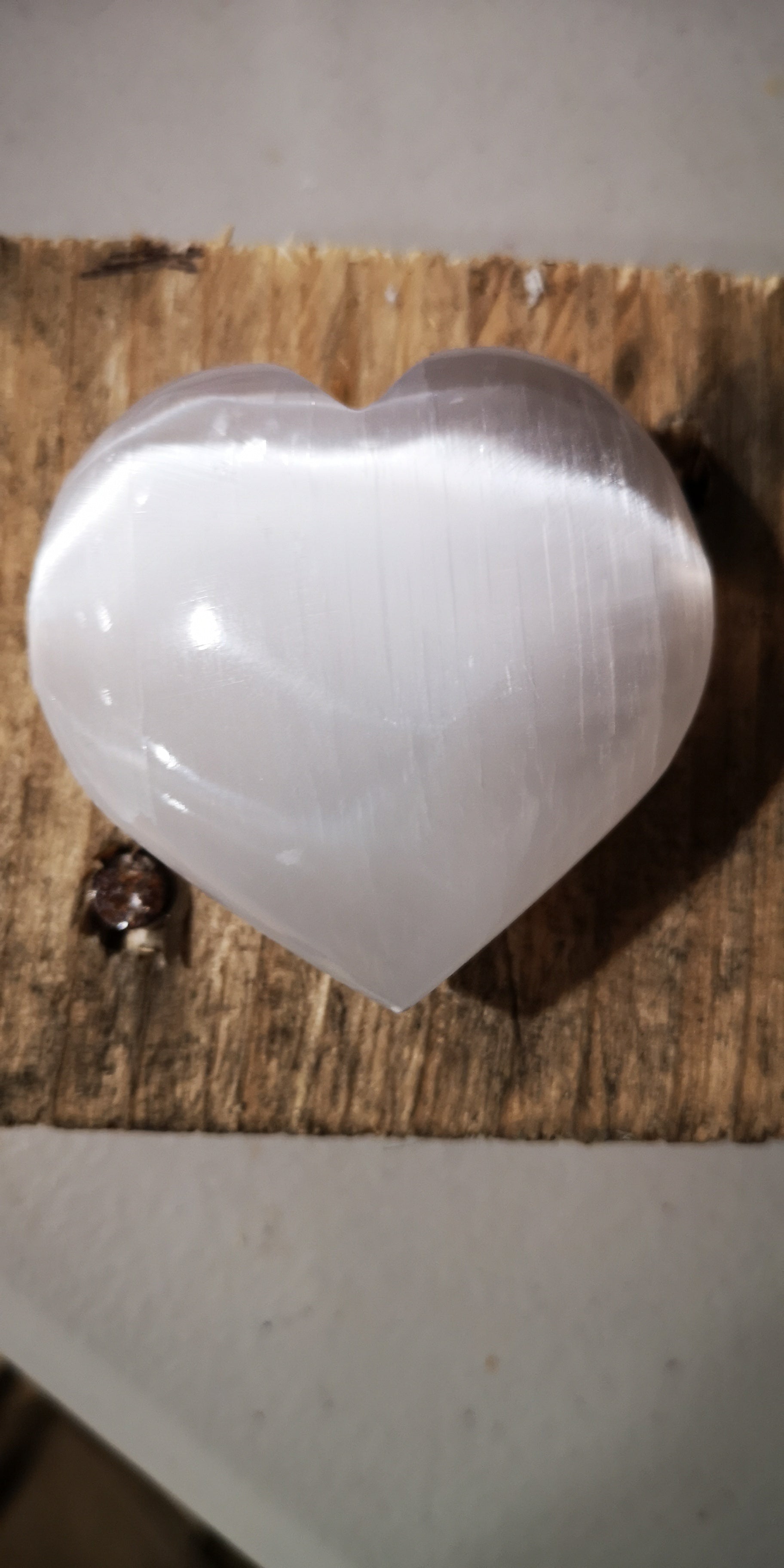 Earthstore® LARGE PUFFED Selenite Heart - 5cm X 2.5cm X 5.5cm
