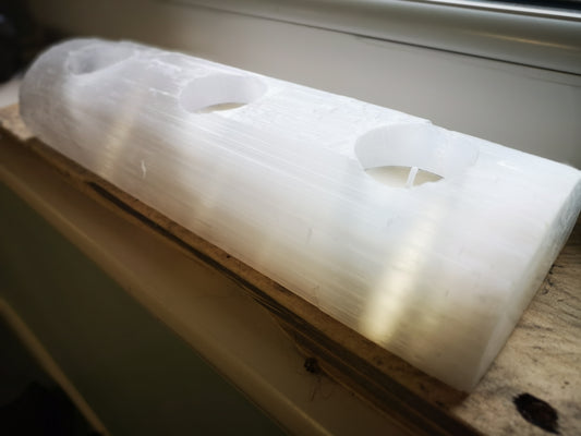 Earthstore® MASSIVE Selenite T-Light 3 HOLE Candle Holder Log 300 X 50 X 90mm 4.2kG
