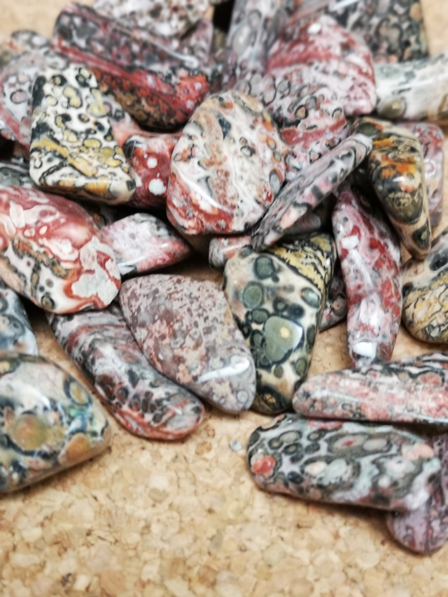 Earthstore® Snakeskin Jasper - Tumblestone (Medium - High-grade)