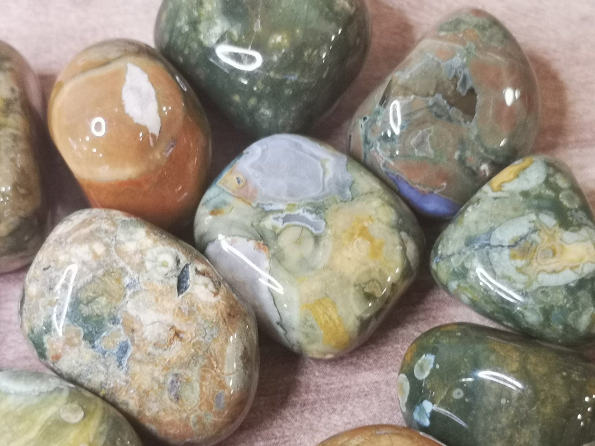 Earthstore® Green Rhyolite - Tumblestone