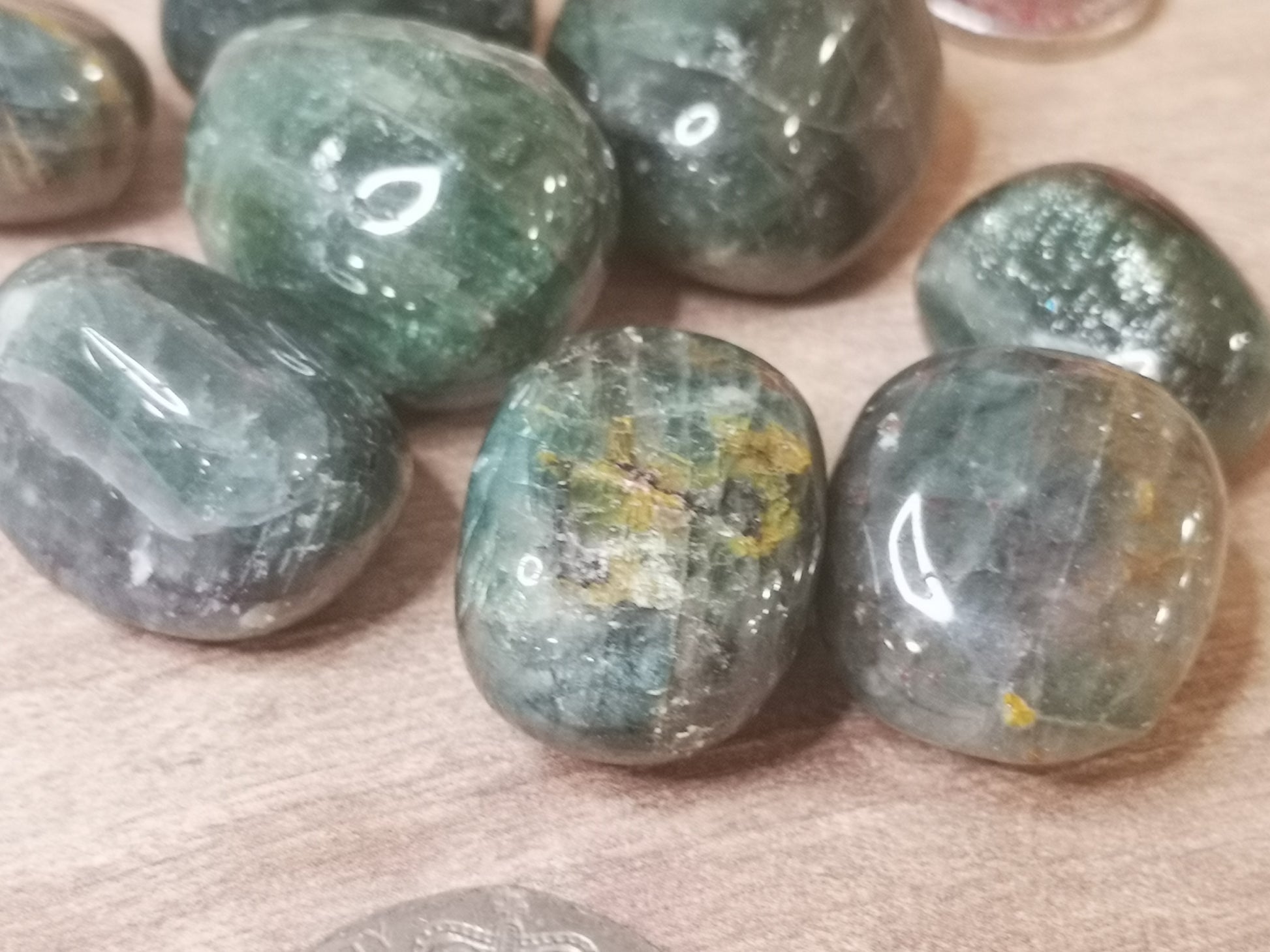 Earthstore® Diopside Tumblestone (Heart chakra & Hormonal Balance)