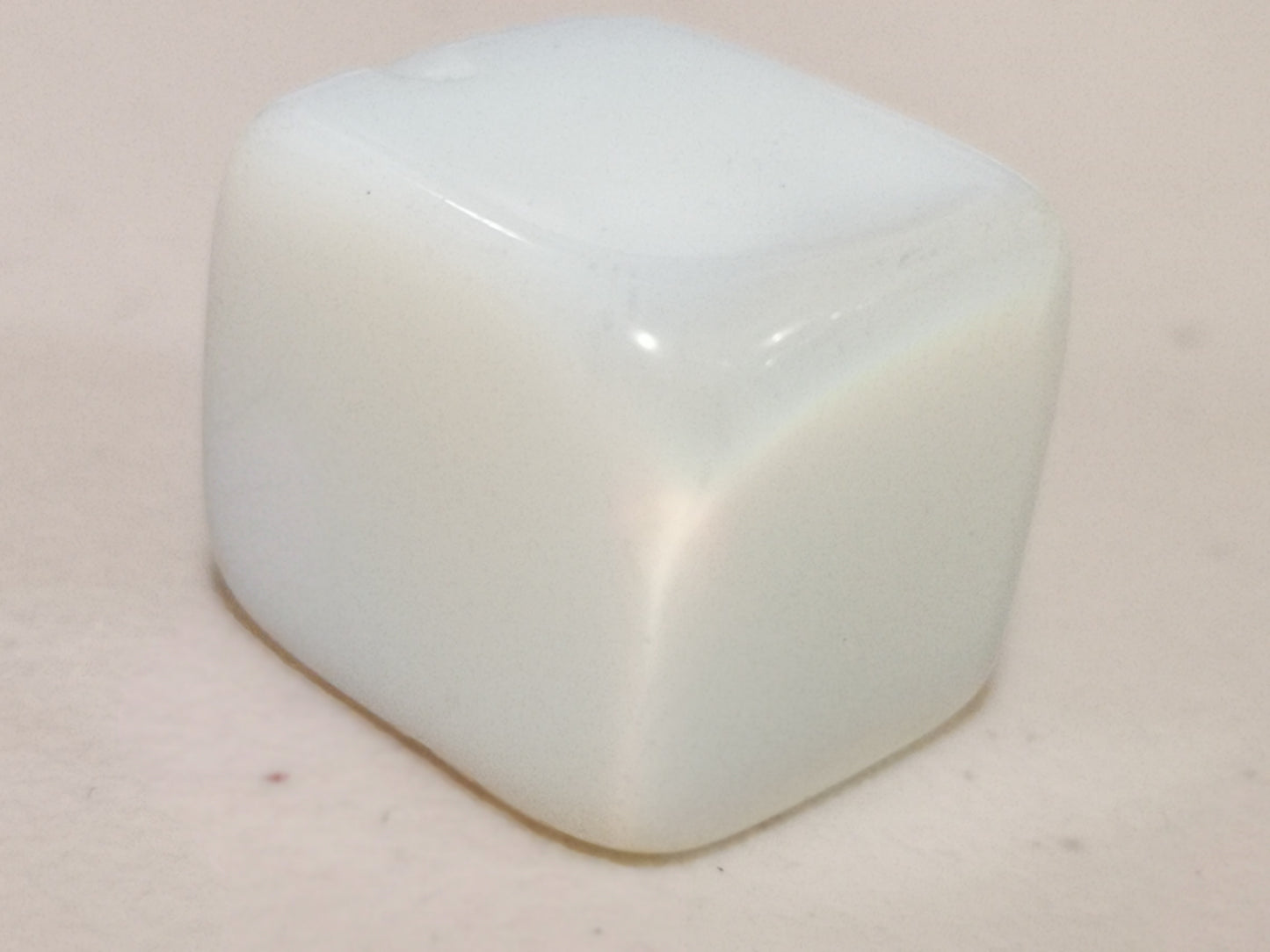 Earthstore® Opalite - Tumblestone - (Cube)