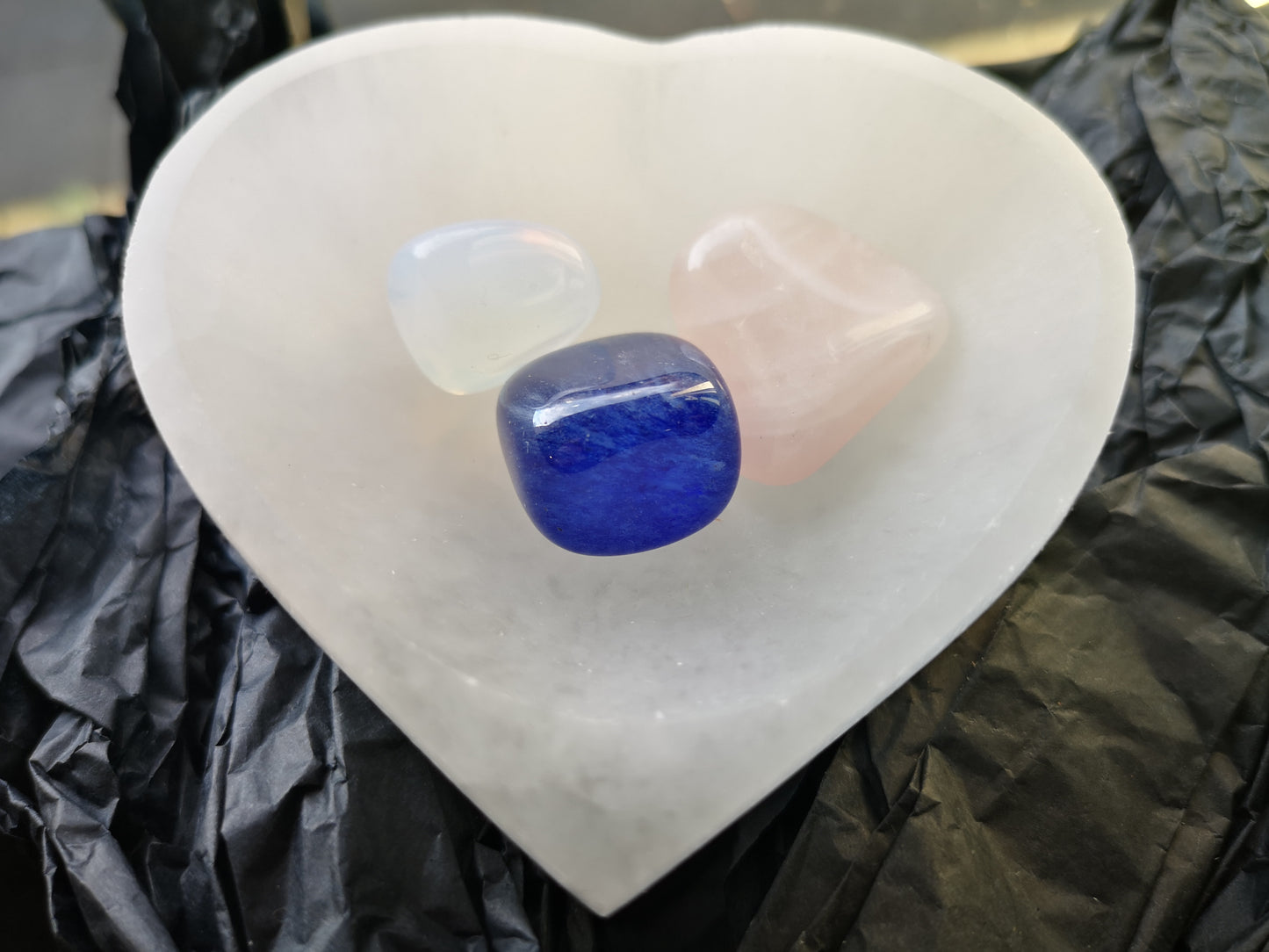Earthstore® STOCK Heart Shape Charging Dish Bowl with optional 3 gemstones
