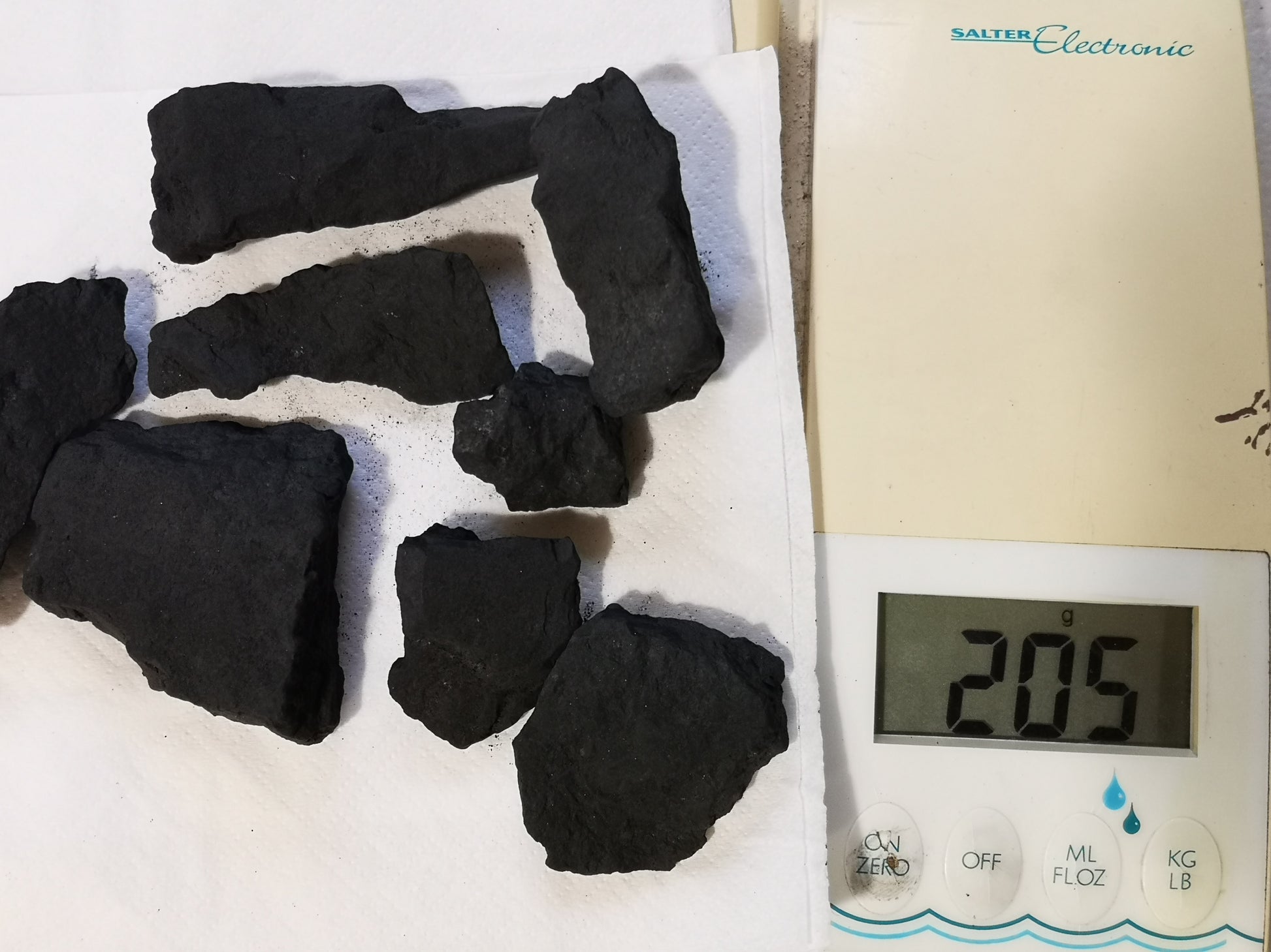 Earthstore® STOCK Shungite Ore - structuring & purifying drinking water C30-C60