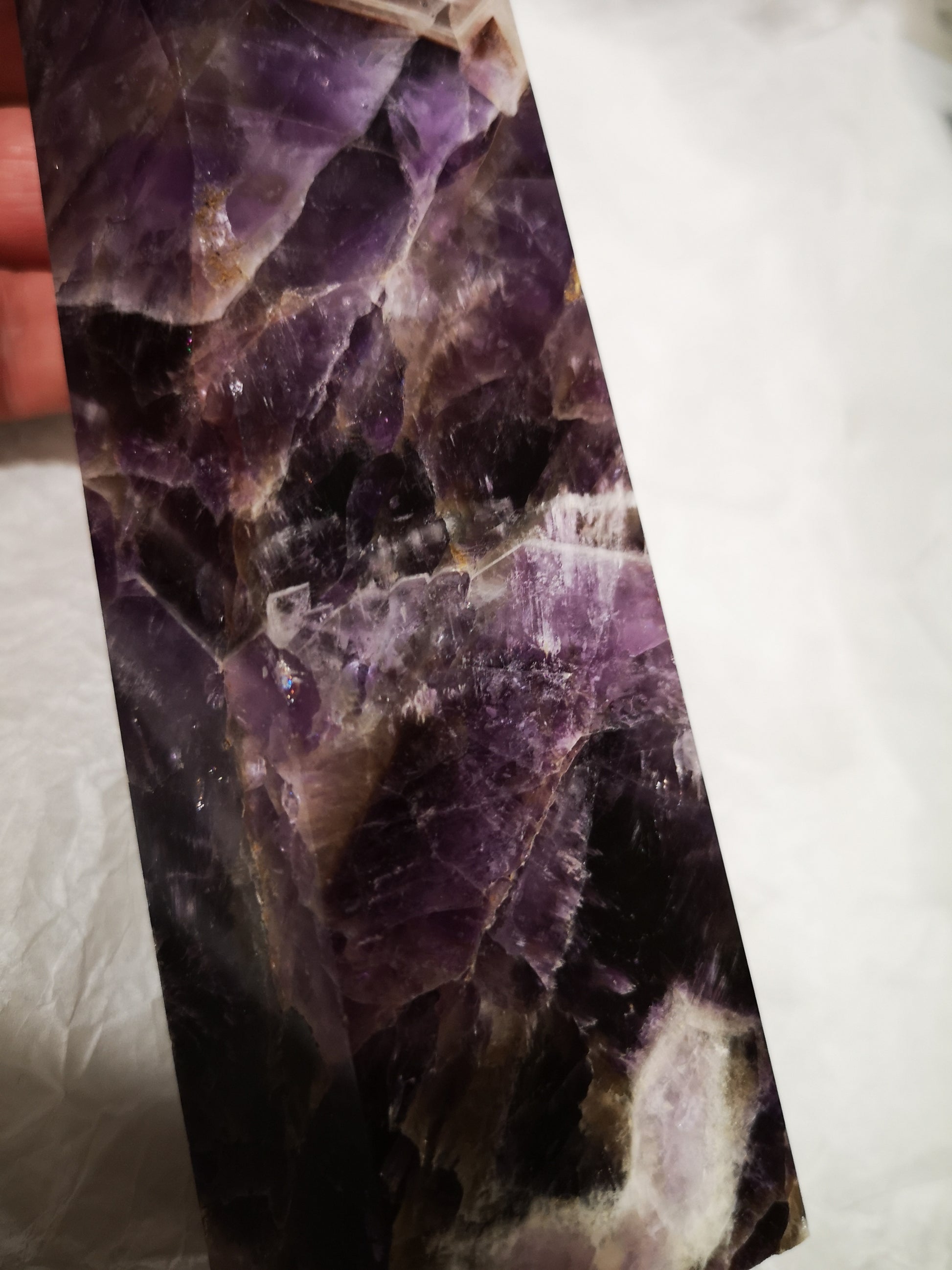 Earthstore® DREAMY AMETHYST OBELISK - BRAZIL - SMOKY CLEAR QUARTZ 0.97kg - 230X58X42