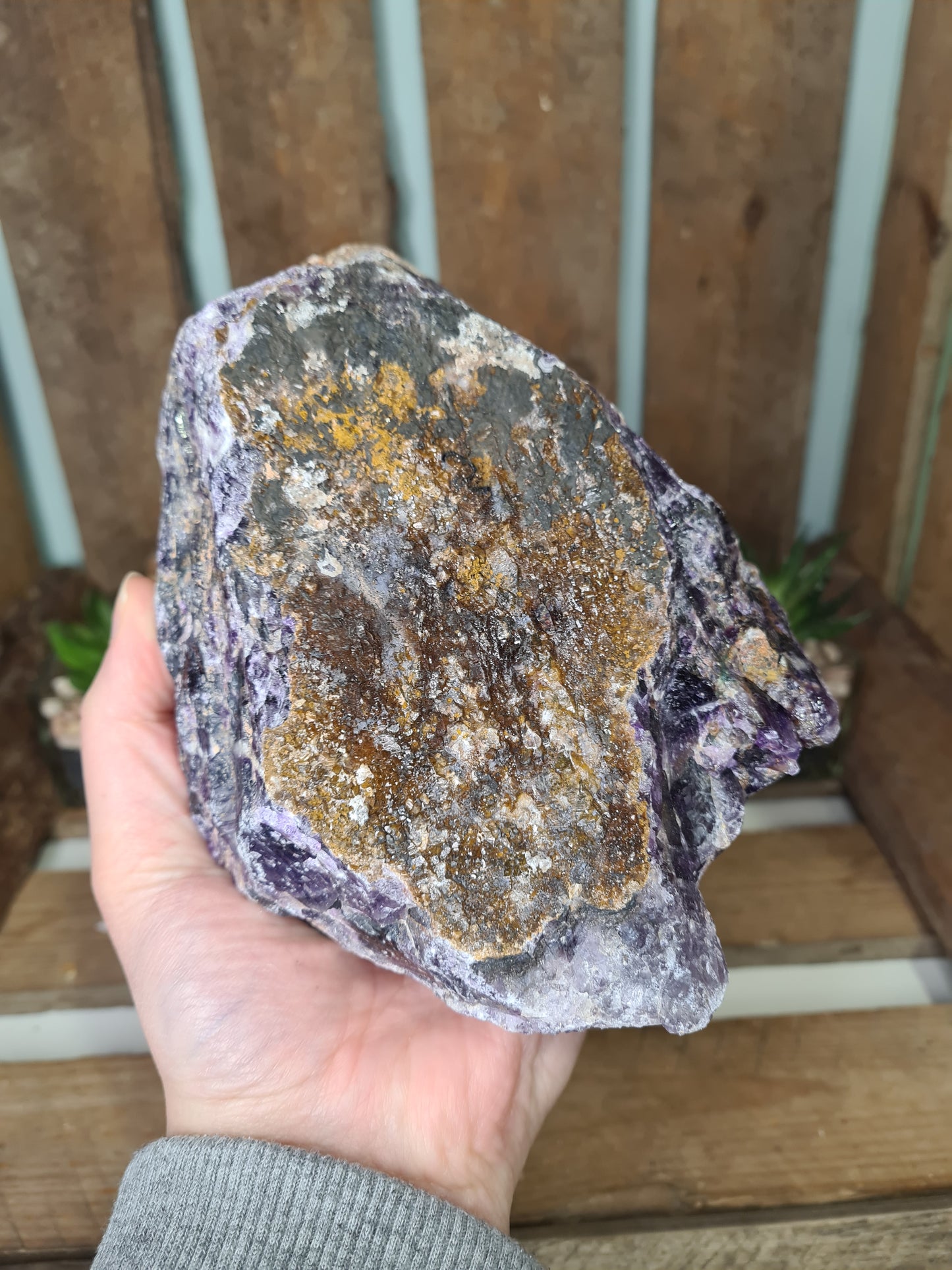 Earthstore® PRICE / SIZE Amethyst Raw & Natural - Large Pieces