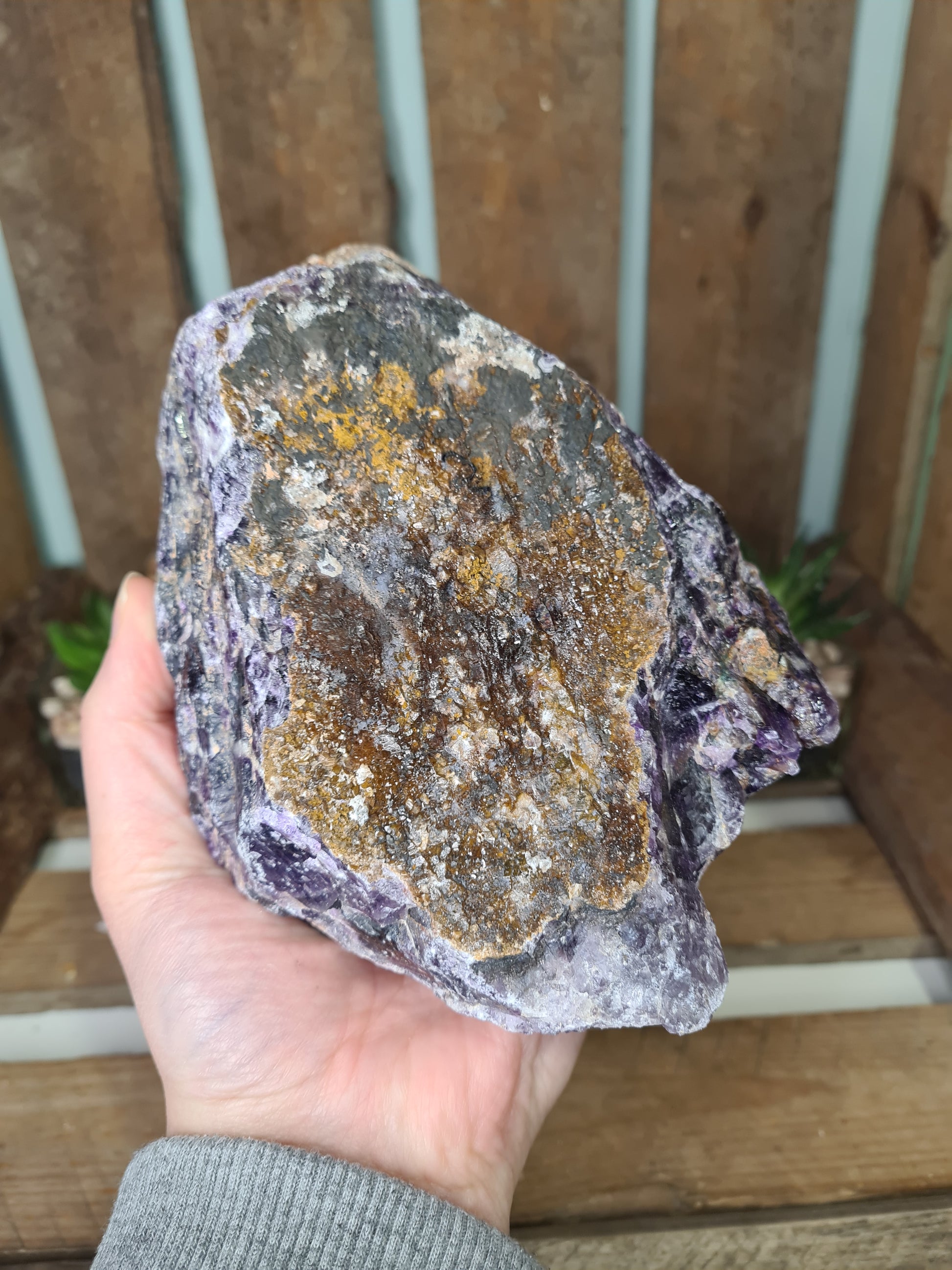 Earthstore® PRICE / SIZE Amethyst Raw & Natural - Large Pieces