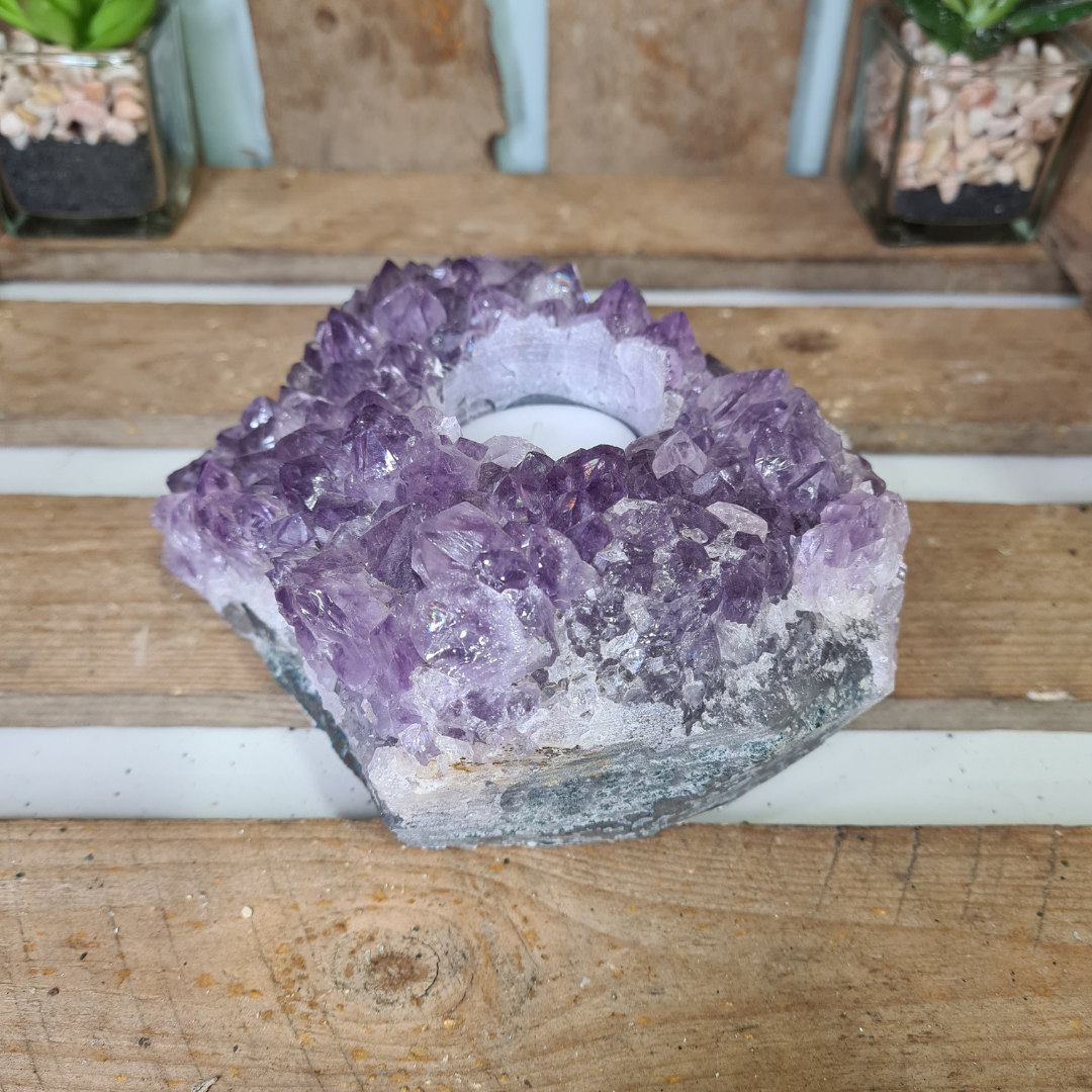 Earthstore® Amethyst T-Light candle holders 'AA GRADE' Brazil, STUNNING