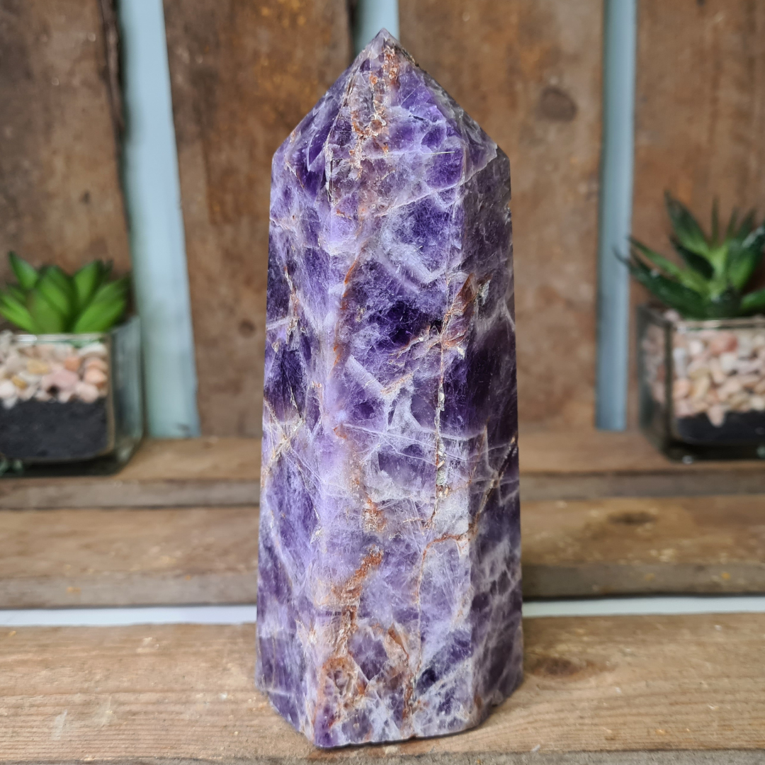 Earthstore® of DREAMY AMETHYST OBELISK Stunning display (525g - 1138x53x47)