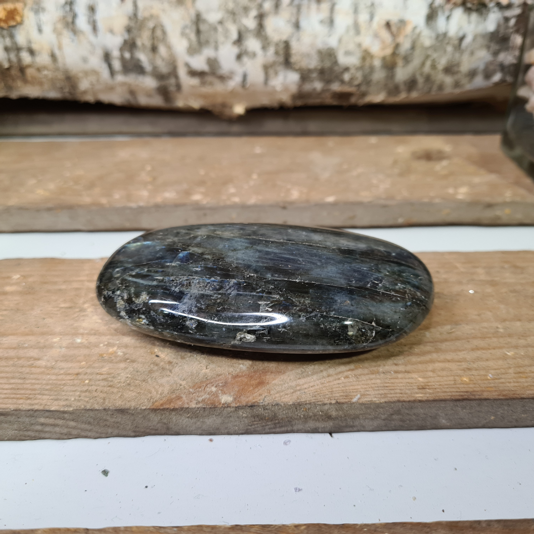Earthstore® Labradorite - Palm Stones (L/XL/XXL)
