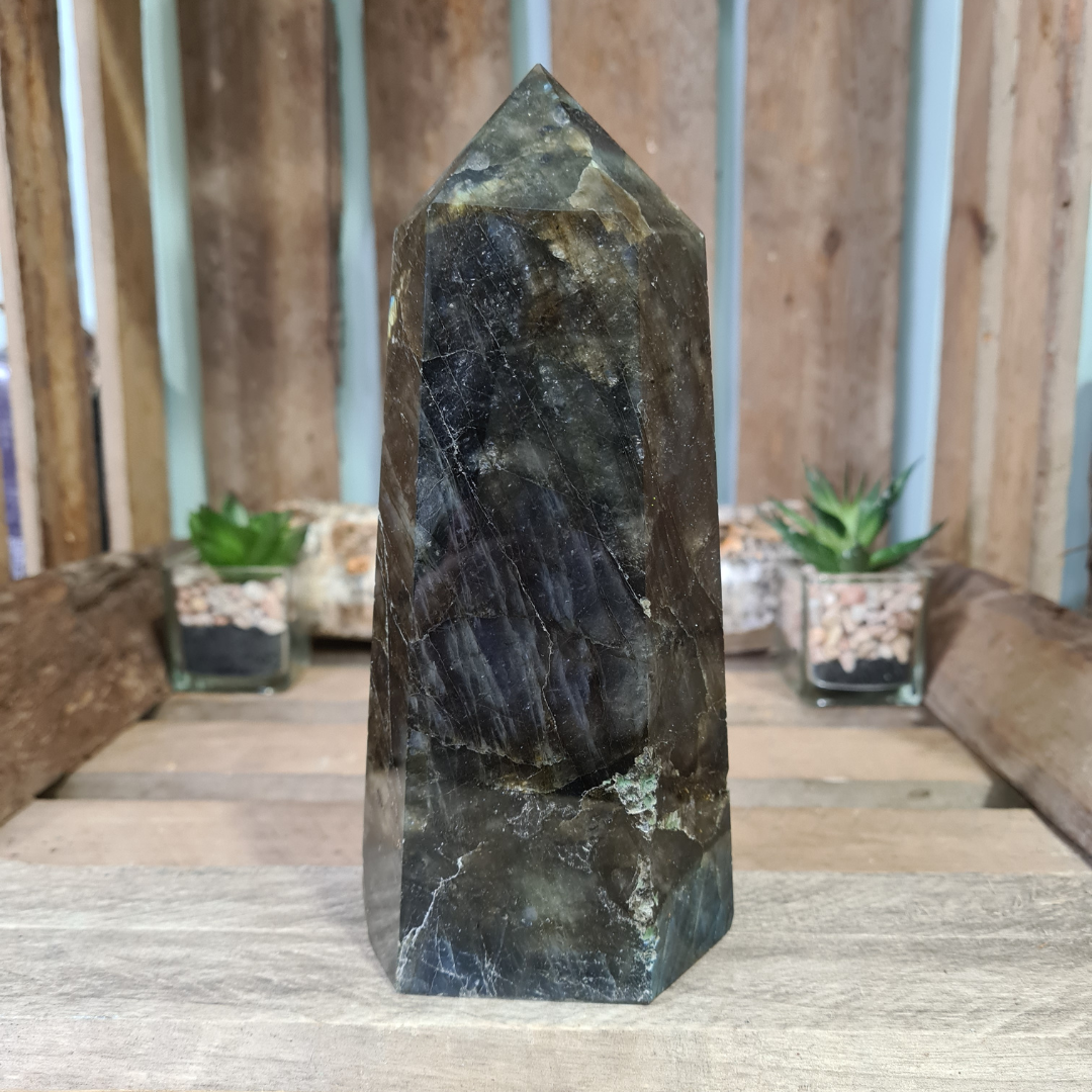 Earthstore® Labradorite Obelisks