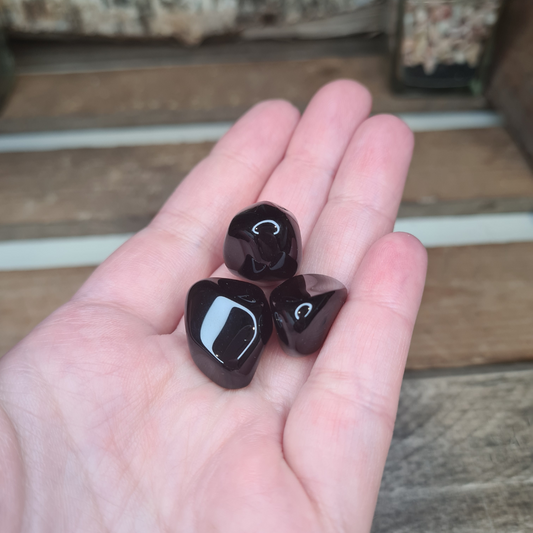 Earthstore® Apache Tears - Tumblestone polished, Arizona: Grief, Loss, Fear, Courage