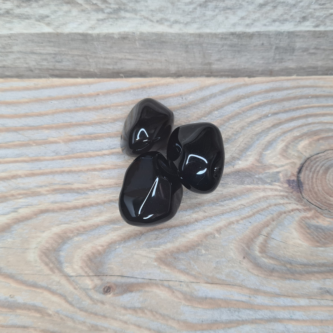 Earthstore® Apache Tears - Tumblestone polished, Arizona: Grief, Loss, Fear, Courage